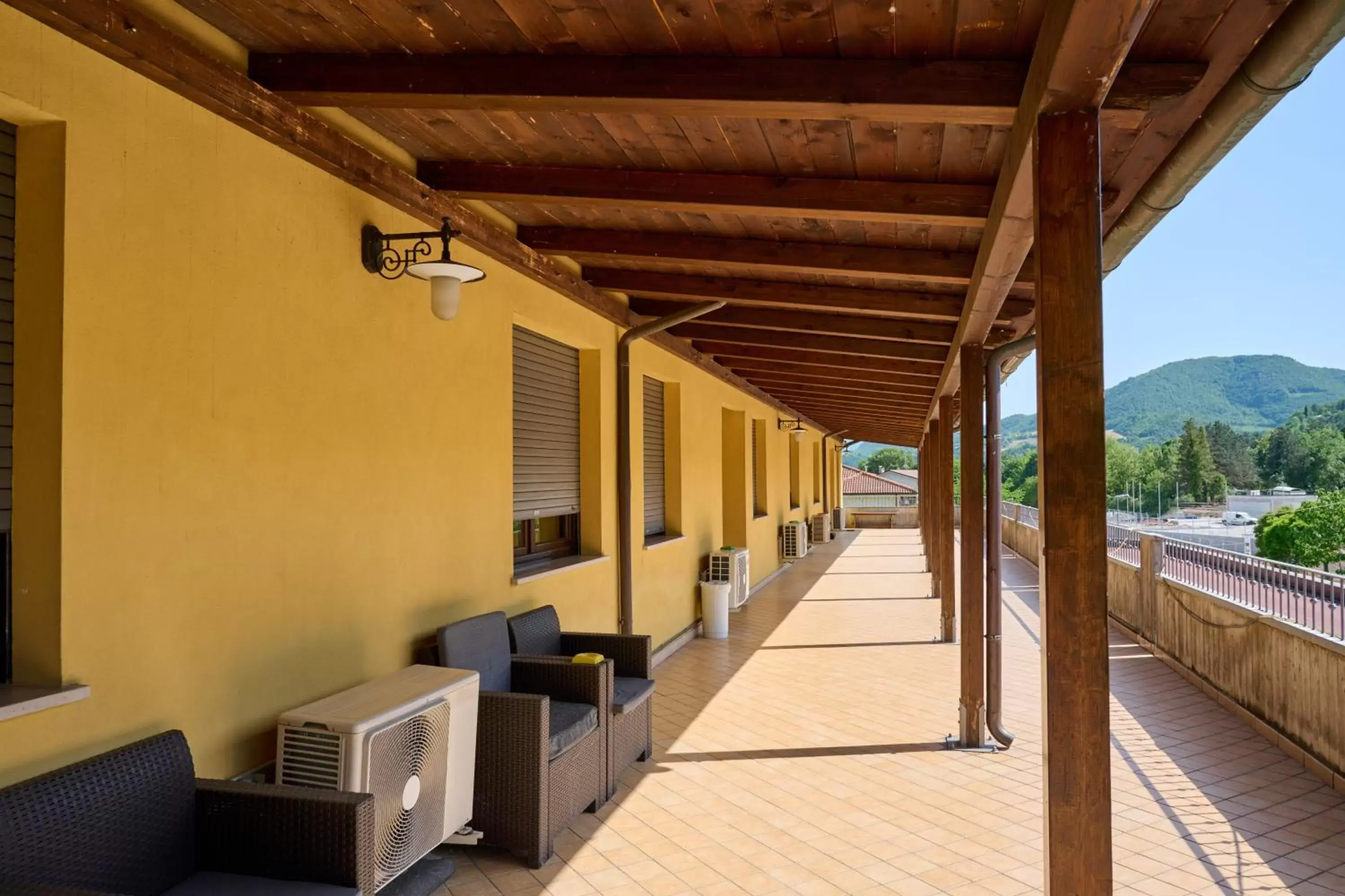 Balcony/Terrace in Albergo Shine