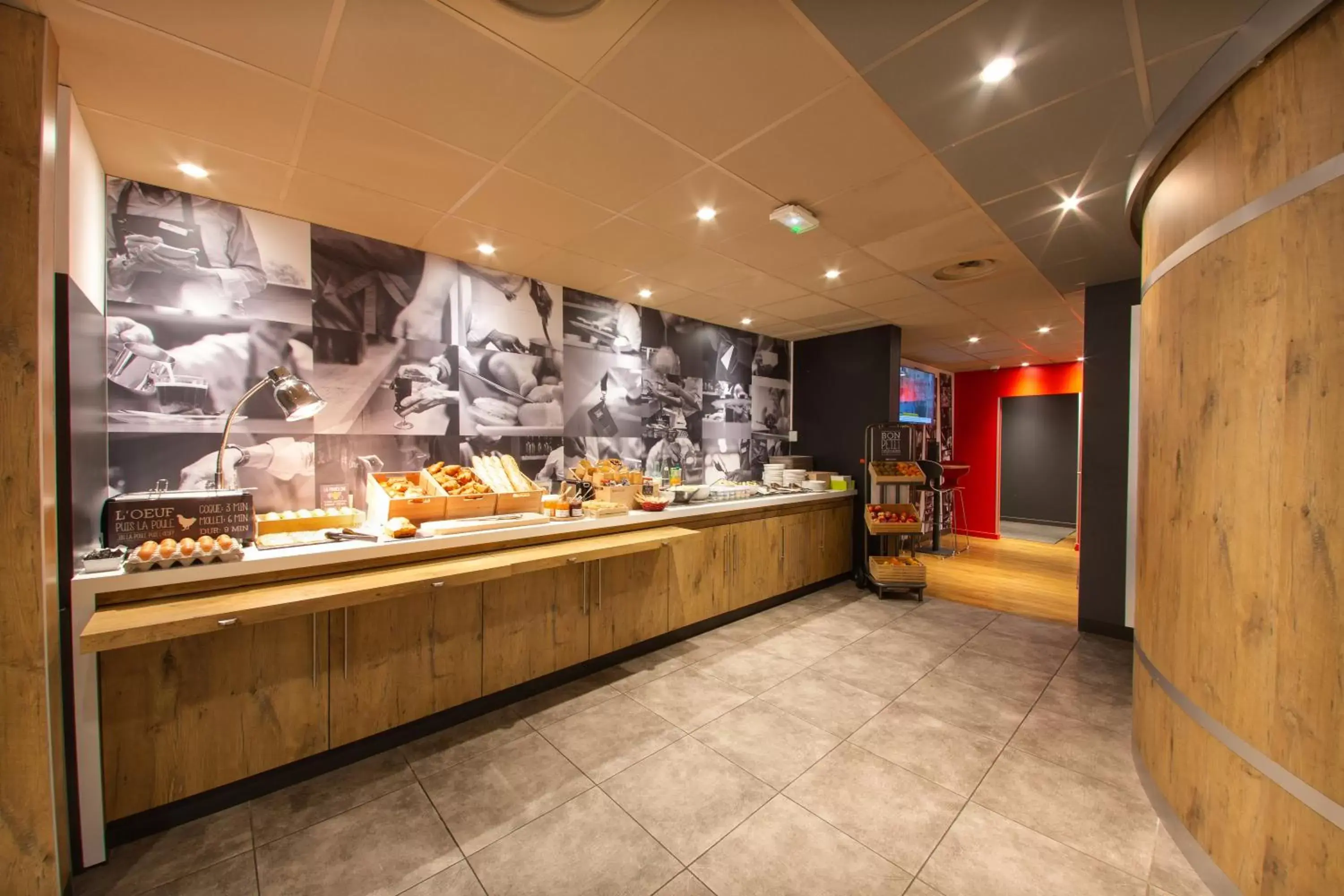 Restaurant/places to eat in ibis Montpellier Sud