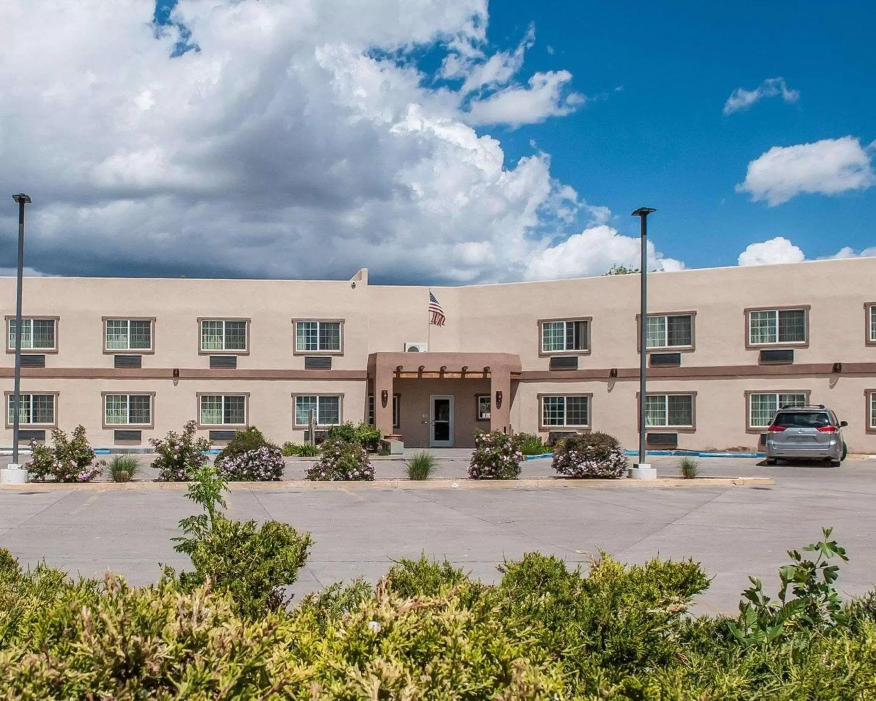Property Building in Econo Lodge Inn & Suites Santa Fe
