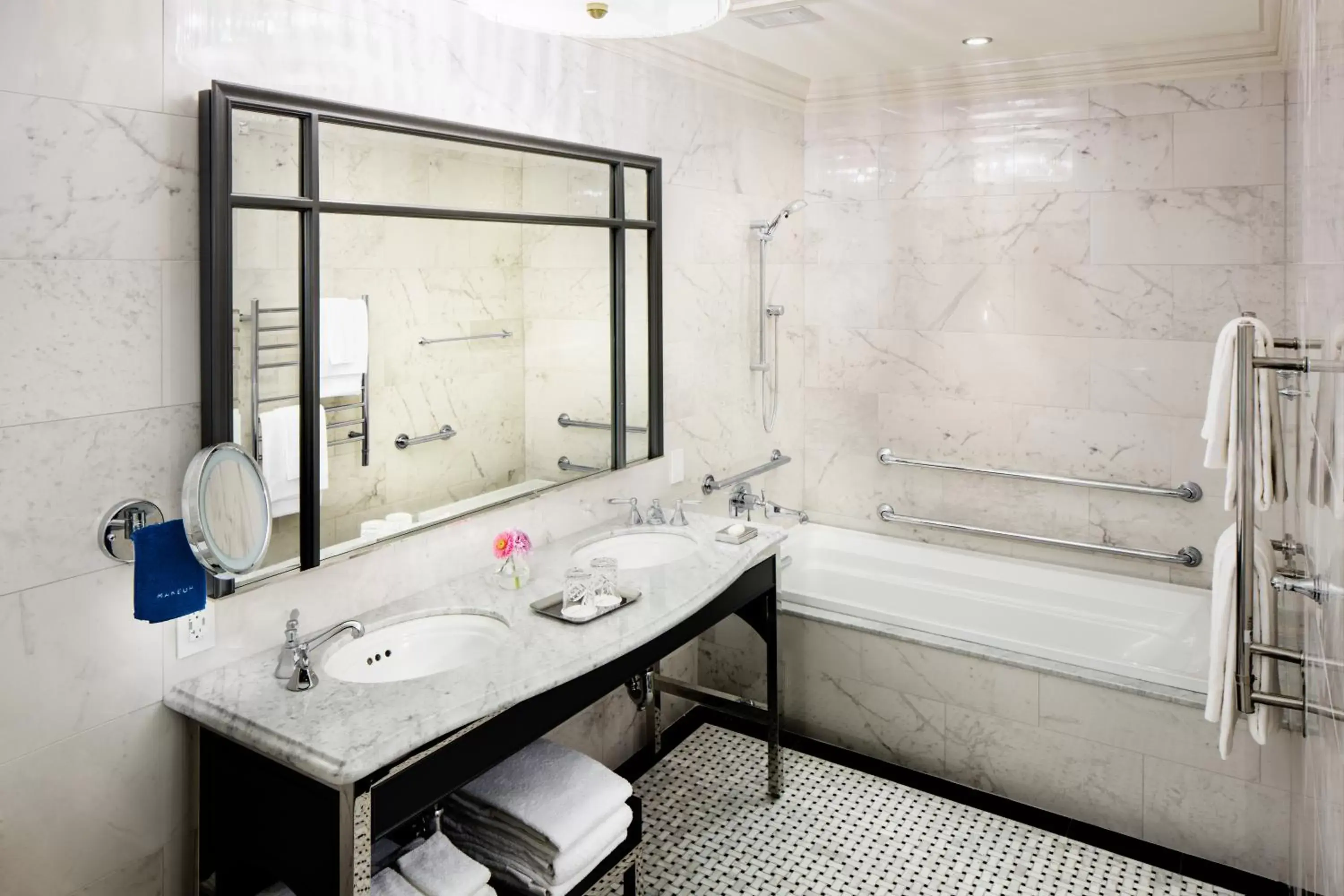 Shower, Bathroom in The Adelphi Hotel