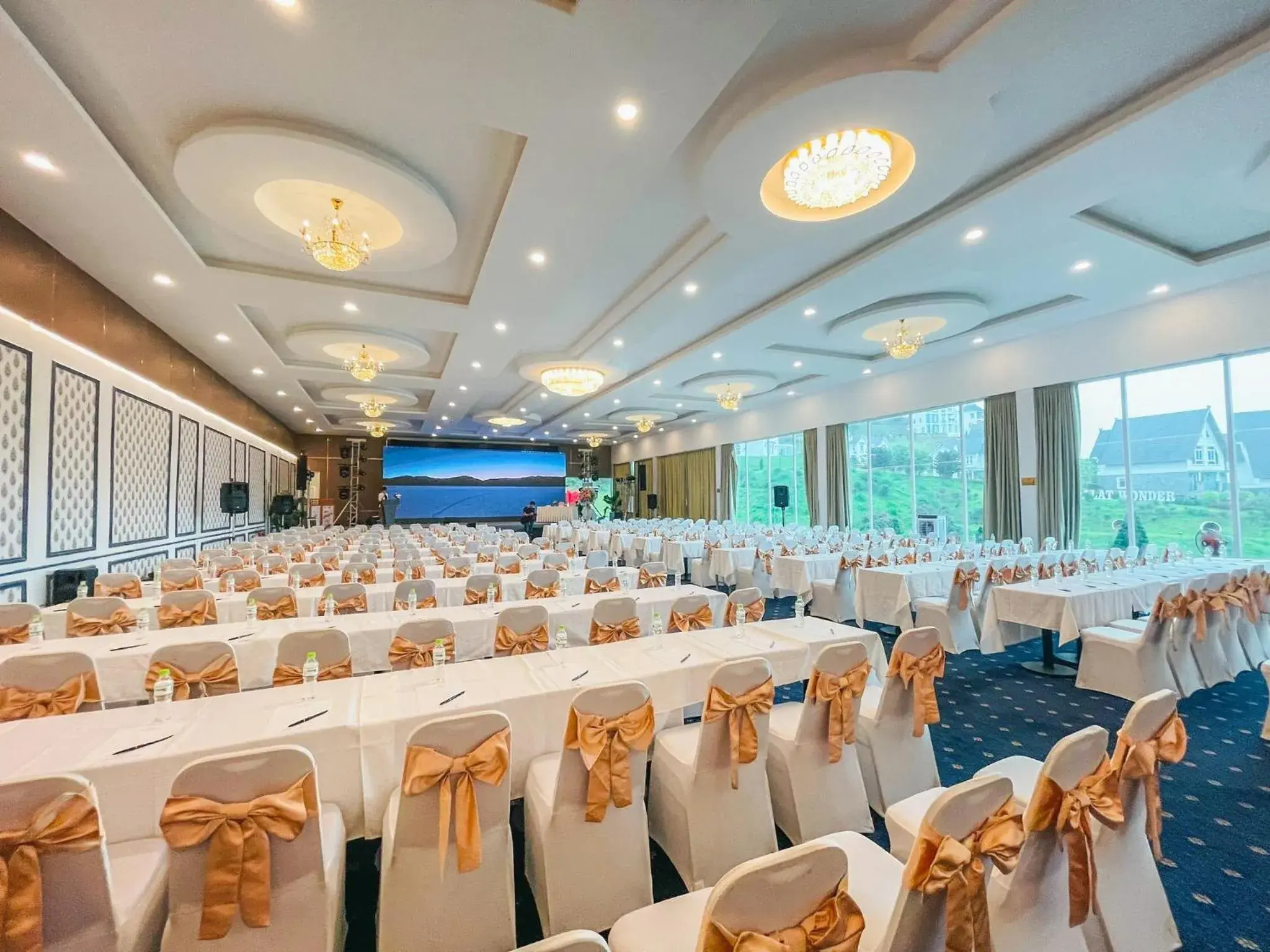 Banquet/Function facilities, Banquet Facilities in Dalat Wonder  Resort