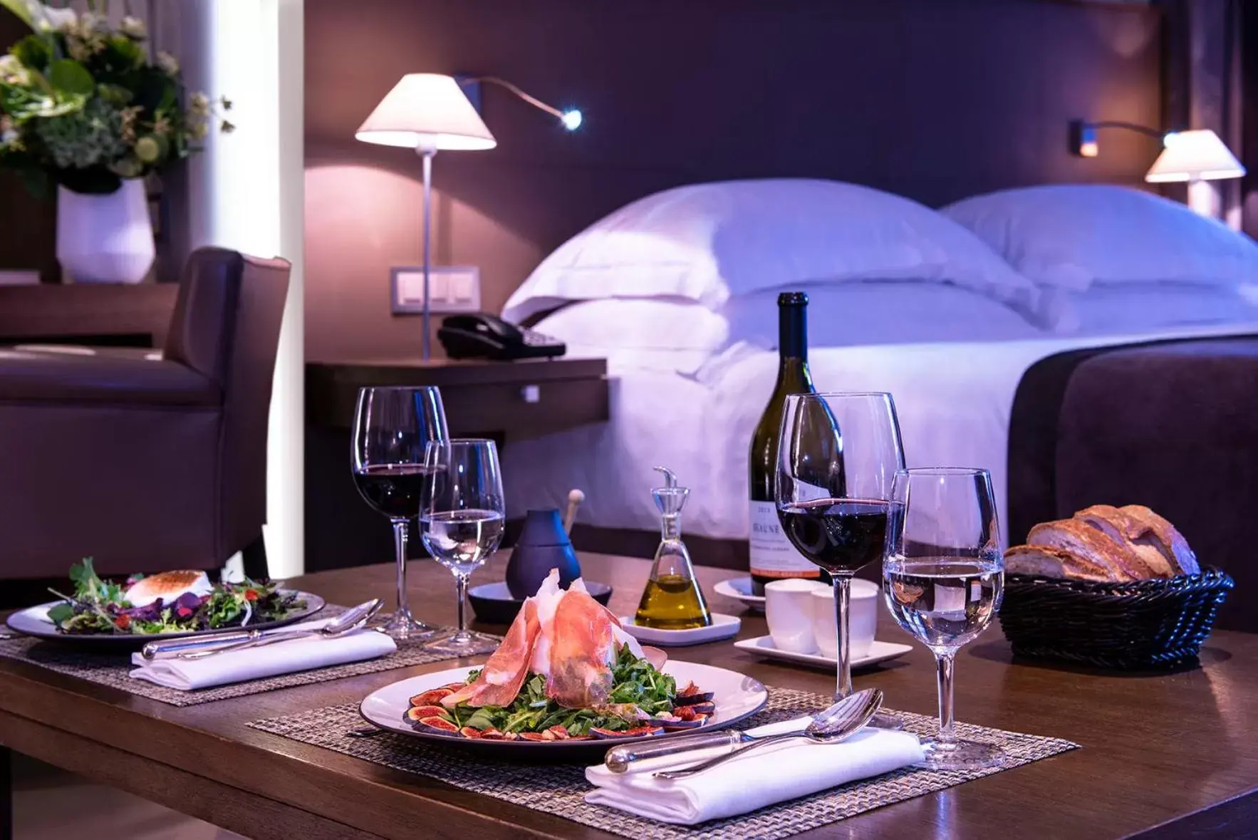 Living room in Hôtel Les Armures Living room in Hôtel Les Armures