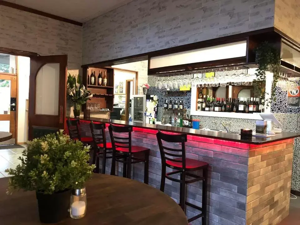Restaurant/places to eat in Nowra Motor Inn Restaurant/places to eat in Nowra Motor Inn