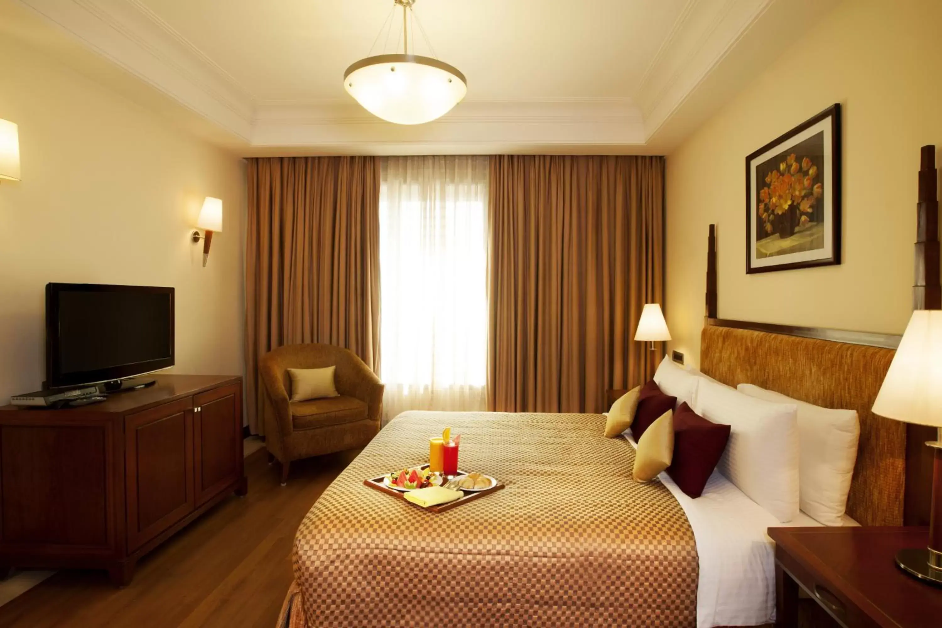 Photo of the whole room, Bed in The Accord Metropolitan Photo of the whole room, Bed in The Accord Metropolitan