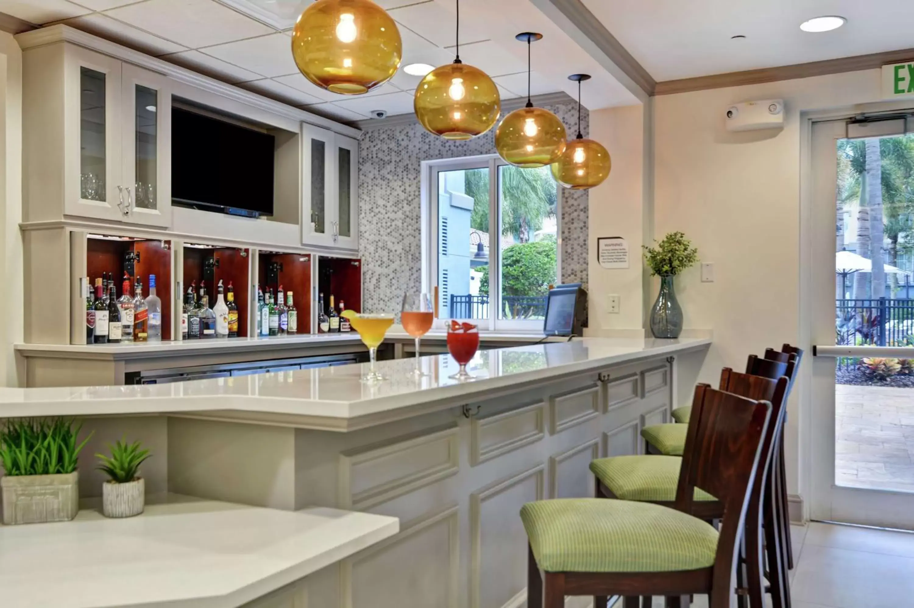 Lounge or bar in Hilton Garden Inn Orlando Lake Buena Vista