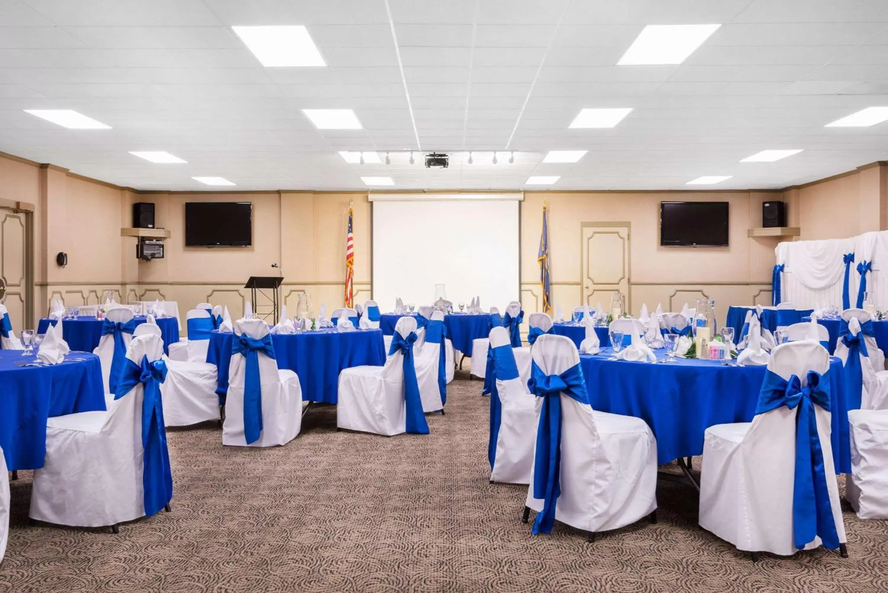On site, Banquet Facilities in Ramada by Wyndham Paintsville Hotel & Conference Center