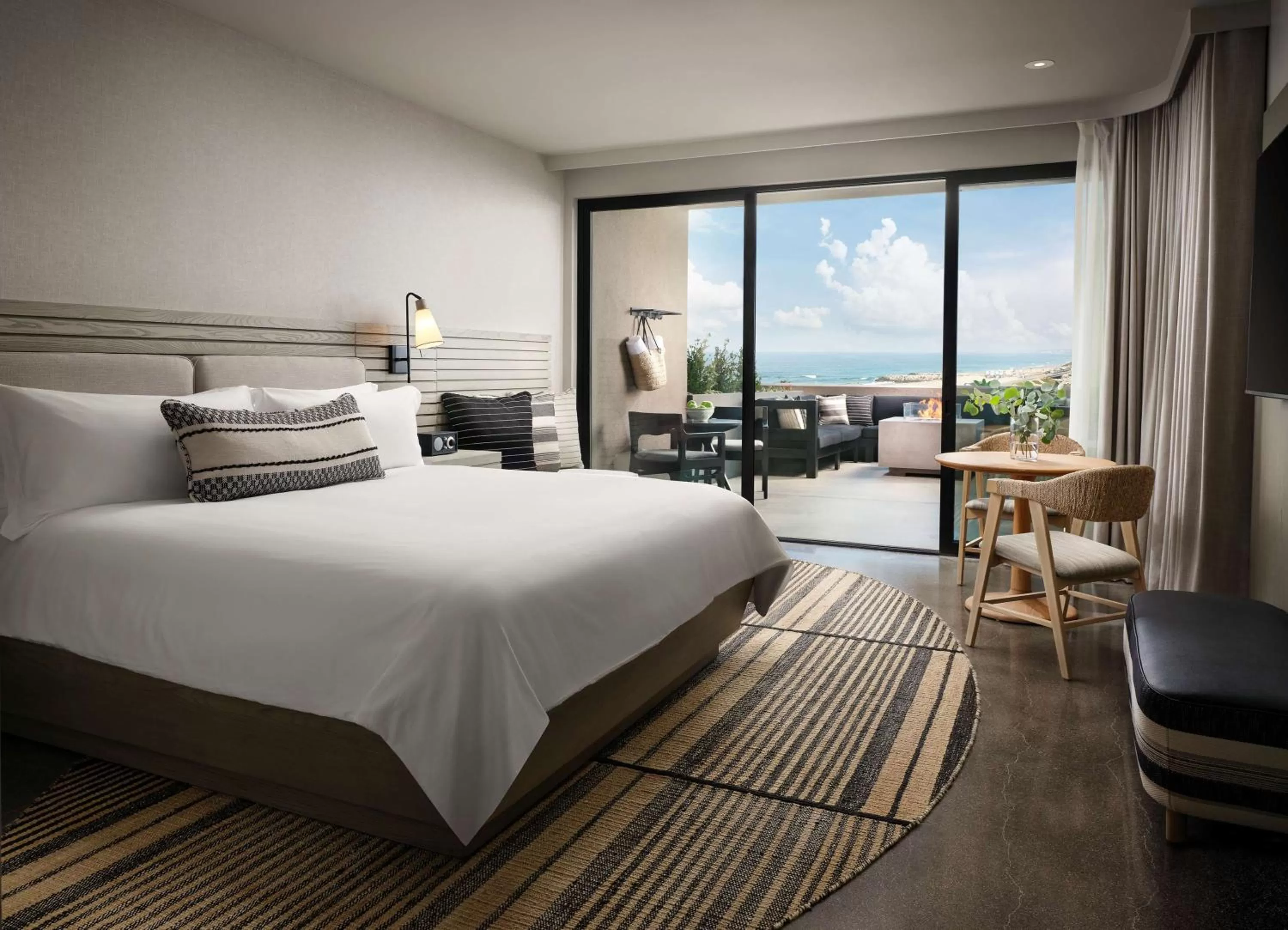 Photo of the whole room, Bed in Alila Marea Beach Resort Encinitas, a Hyatt Resort