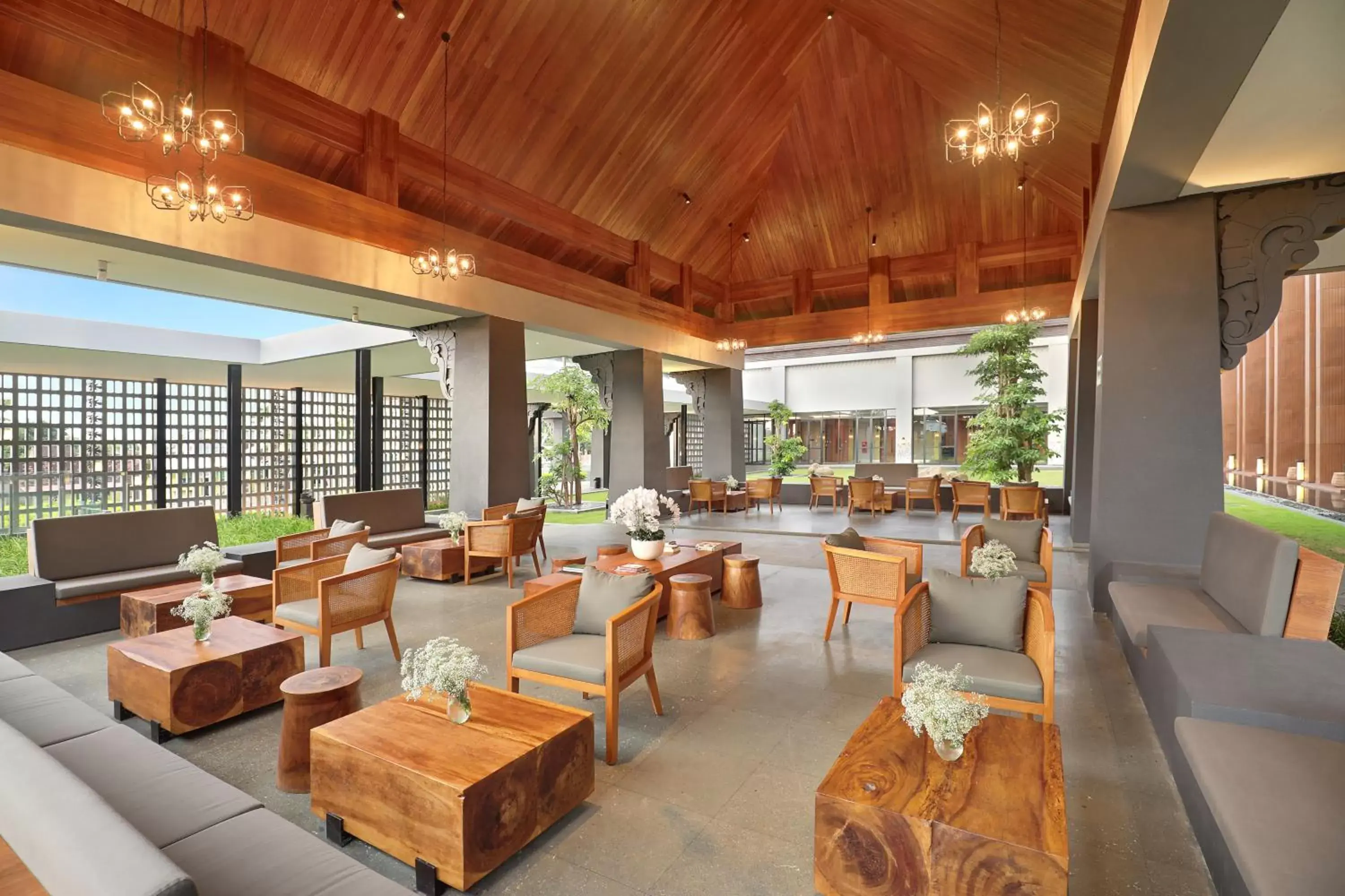 Lobby or reception, Restaurant/Places to Eat in Kokoon Hotel Banyuwangi