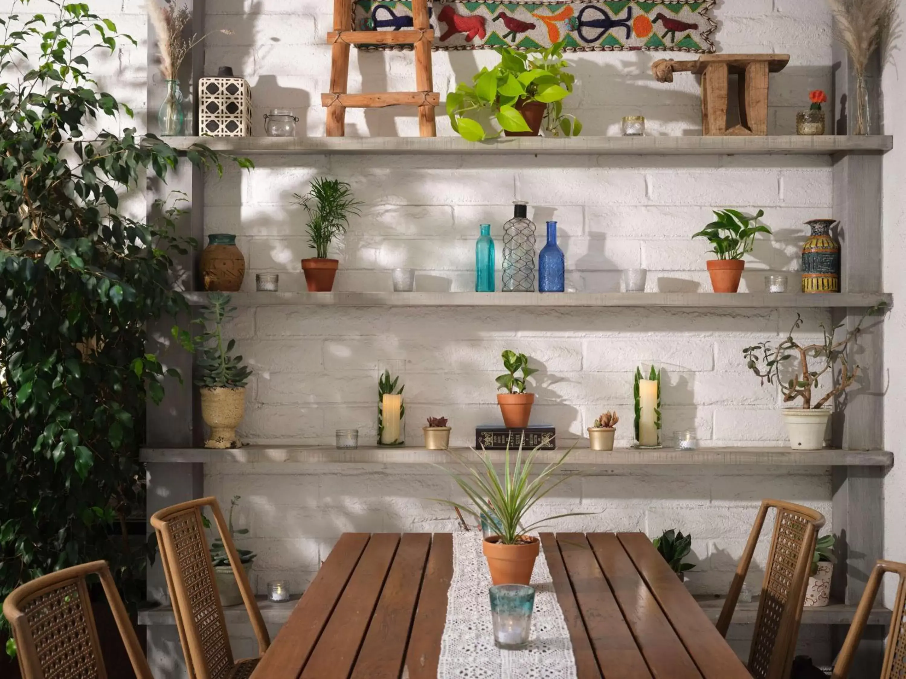 Restaurant/places to eat in The Leta Santa Barbara Goleta, Tapestry Collection by Hilton Restaurant/places to eat in The Leta Santa Barbara Goleta, Tapestry Collection by Hilton