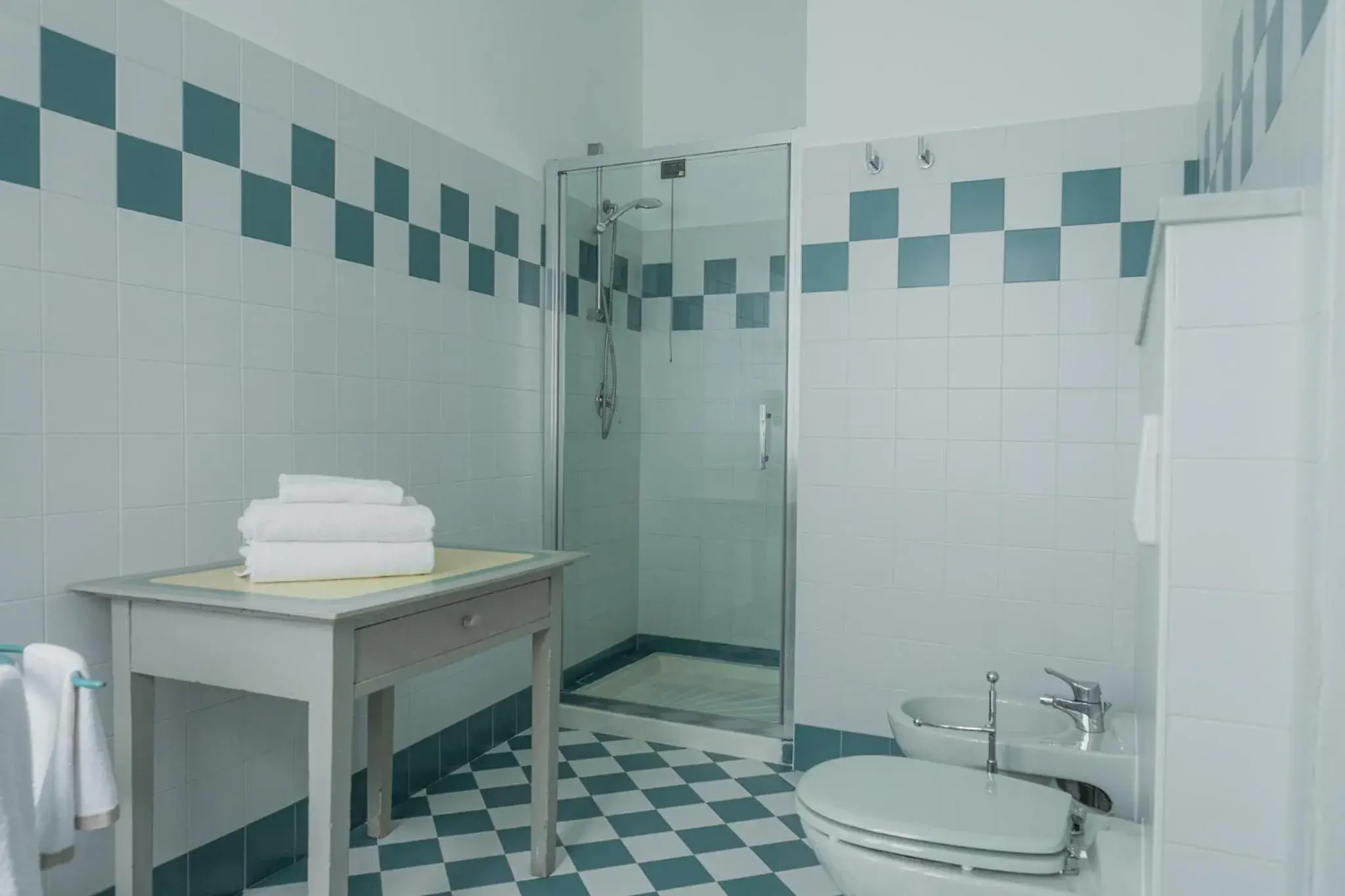 Bathroom in Albergo Real Castello