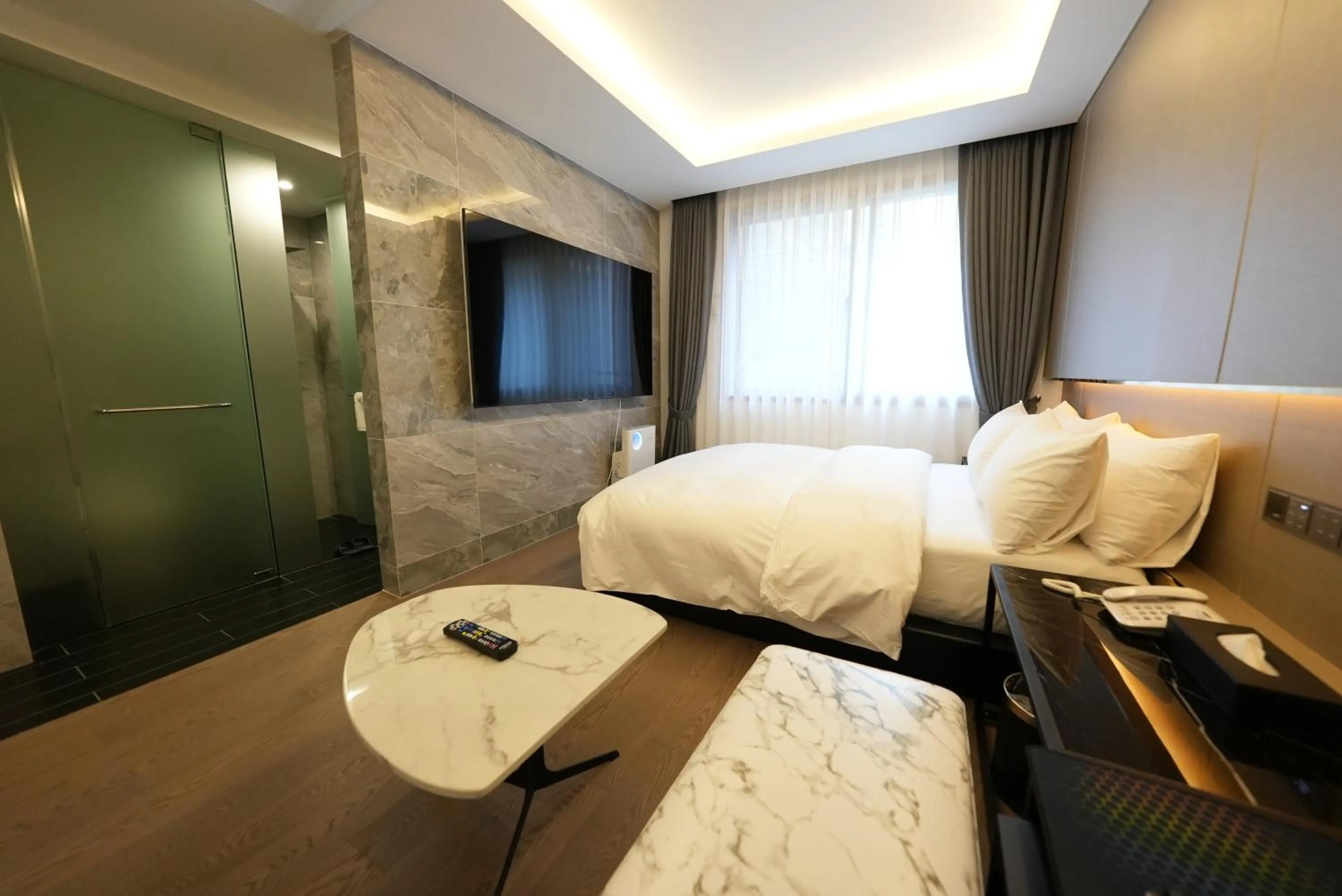 TV and multimedia, Bed in Amare Hotel Jongno