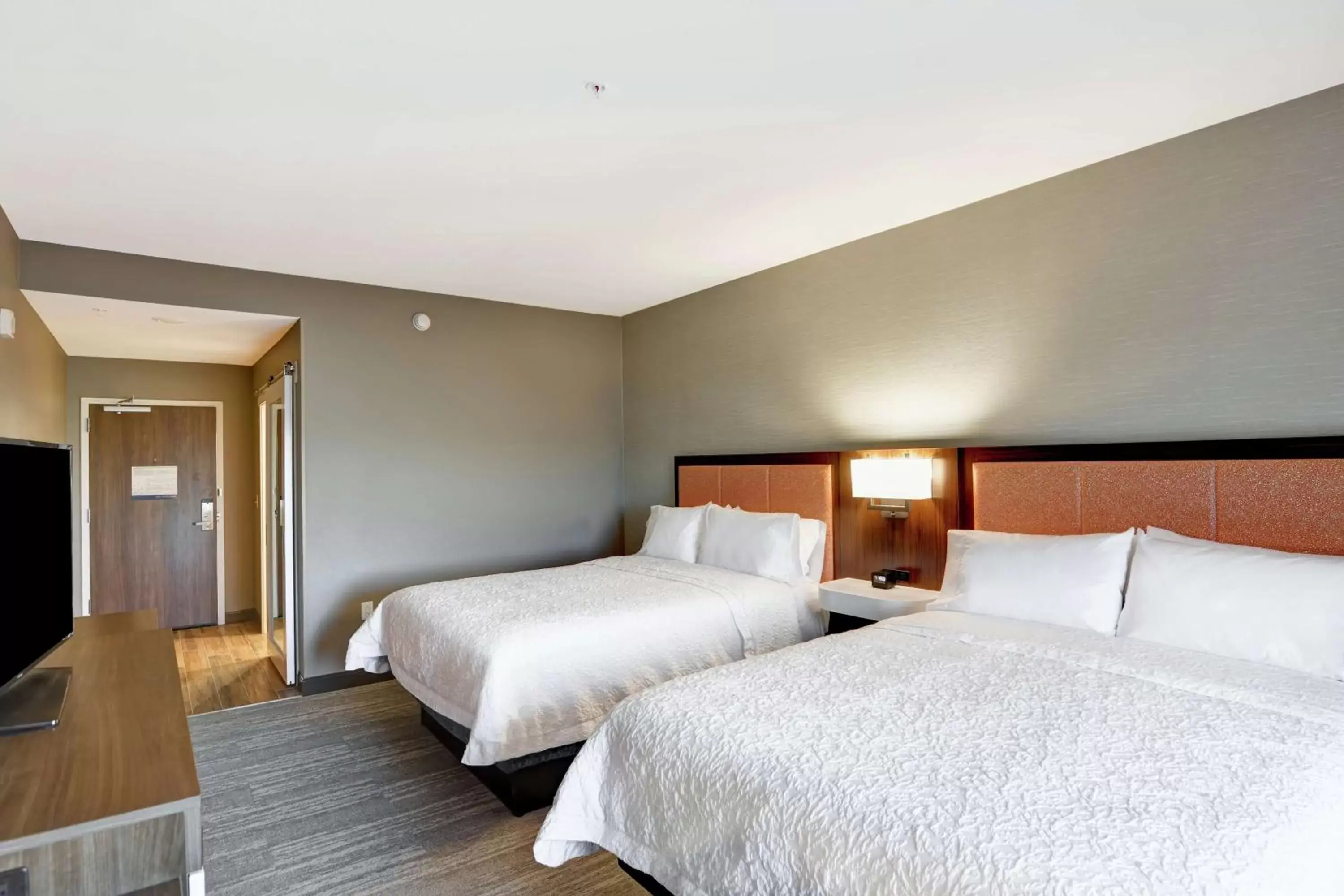 Bedroom, Bed in Hampton Inn & Suites Tucson Marana