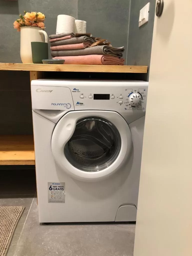 Kitchen/Kitchenette in B&B MELLONI STREET