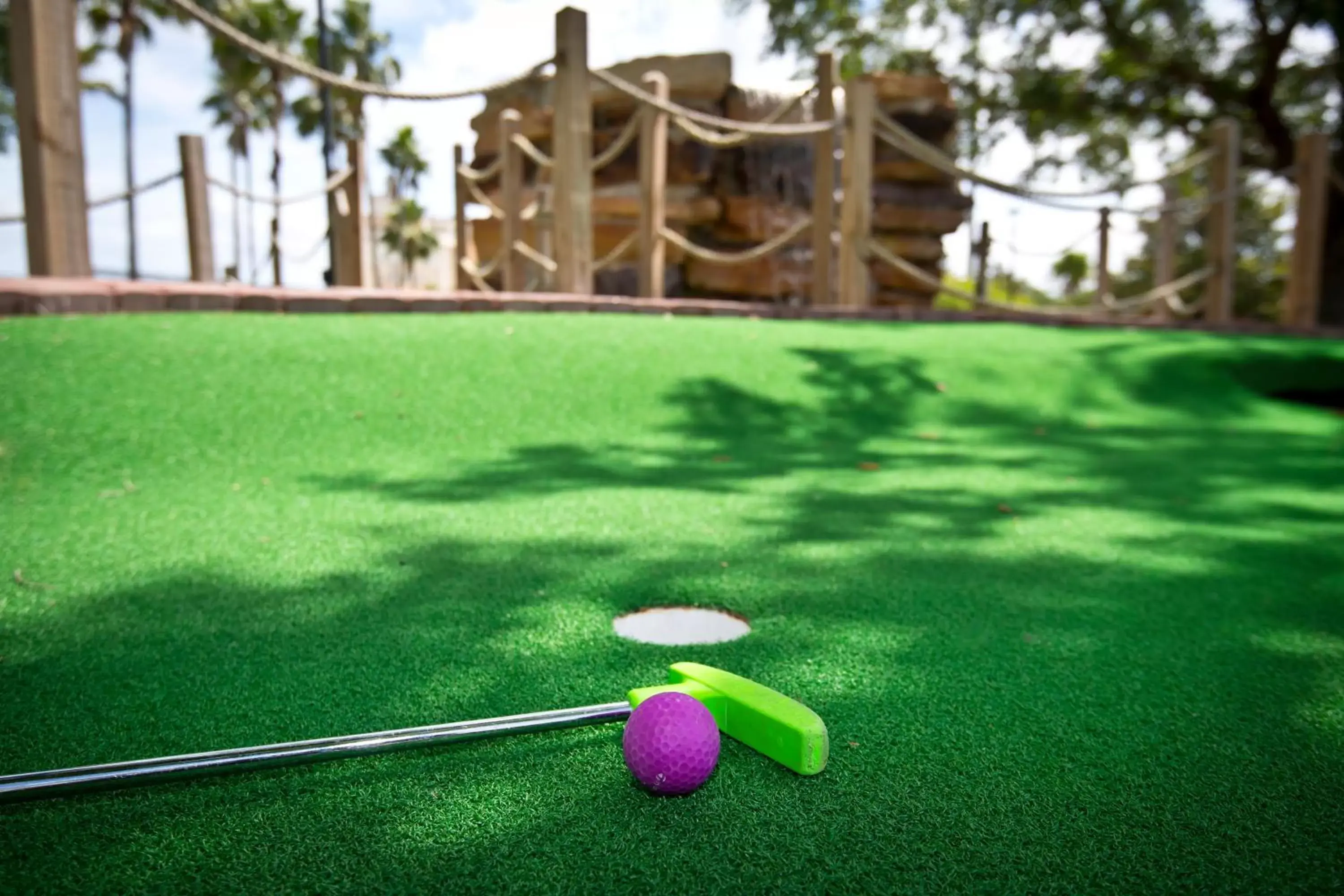 Minigolf, Swimming Pool in Reunion Resort & Golf Club