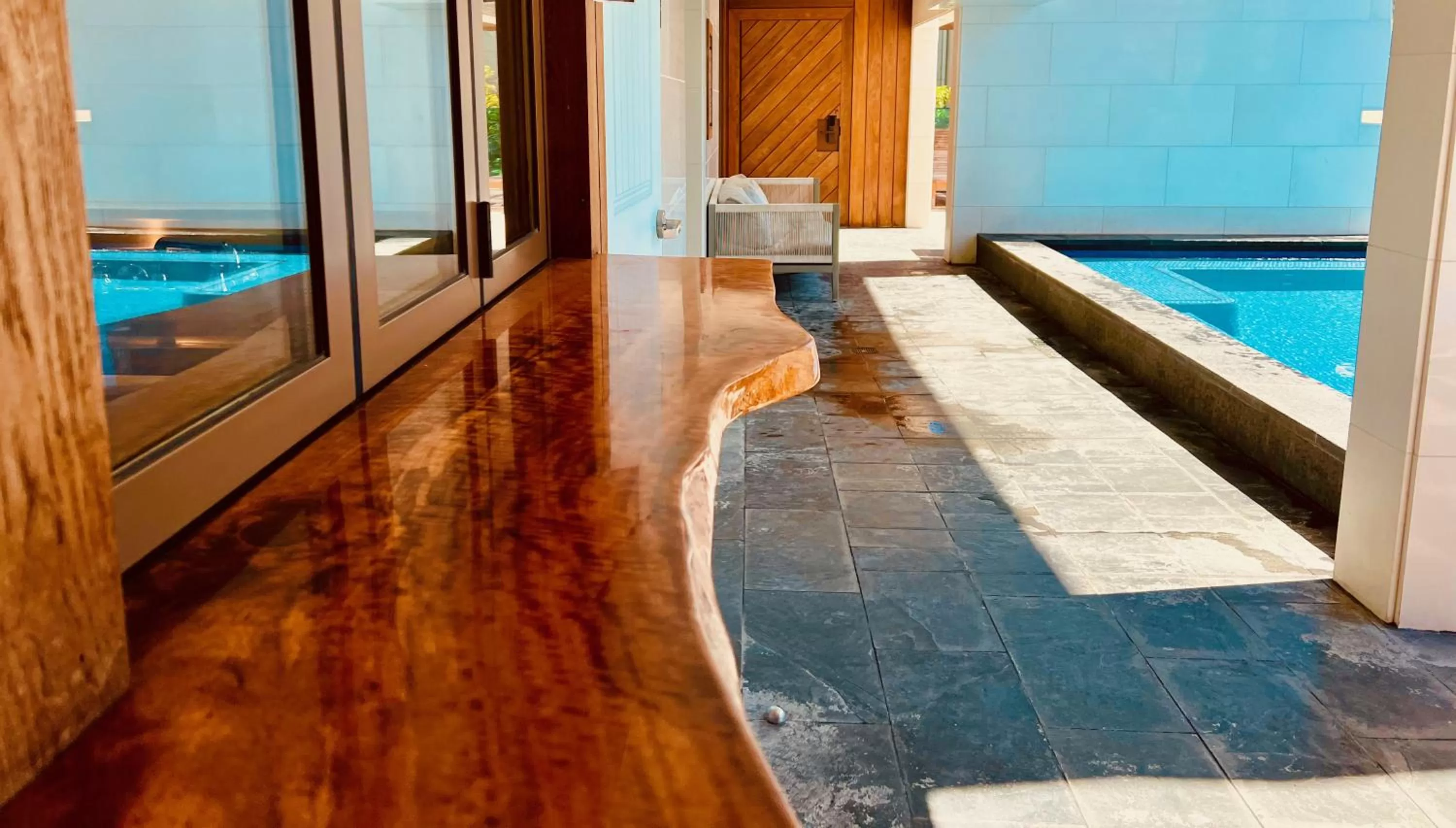 Lounge or bar in Hotel La Croix