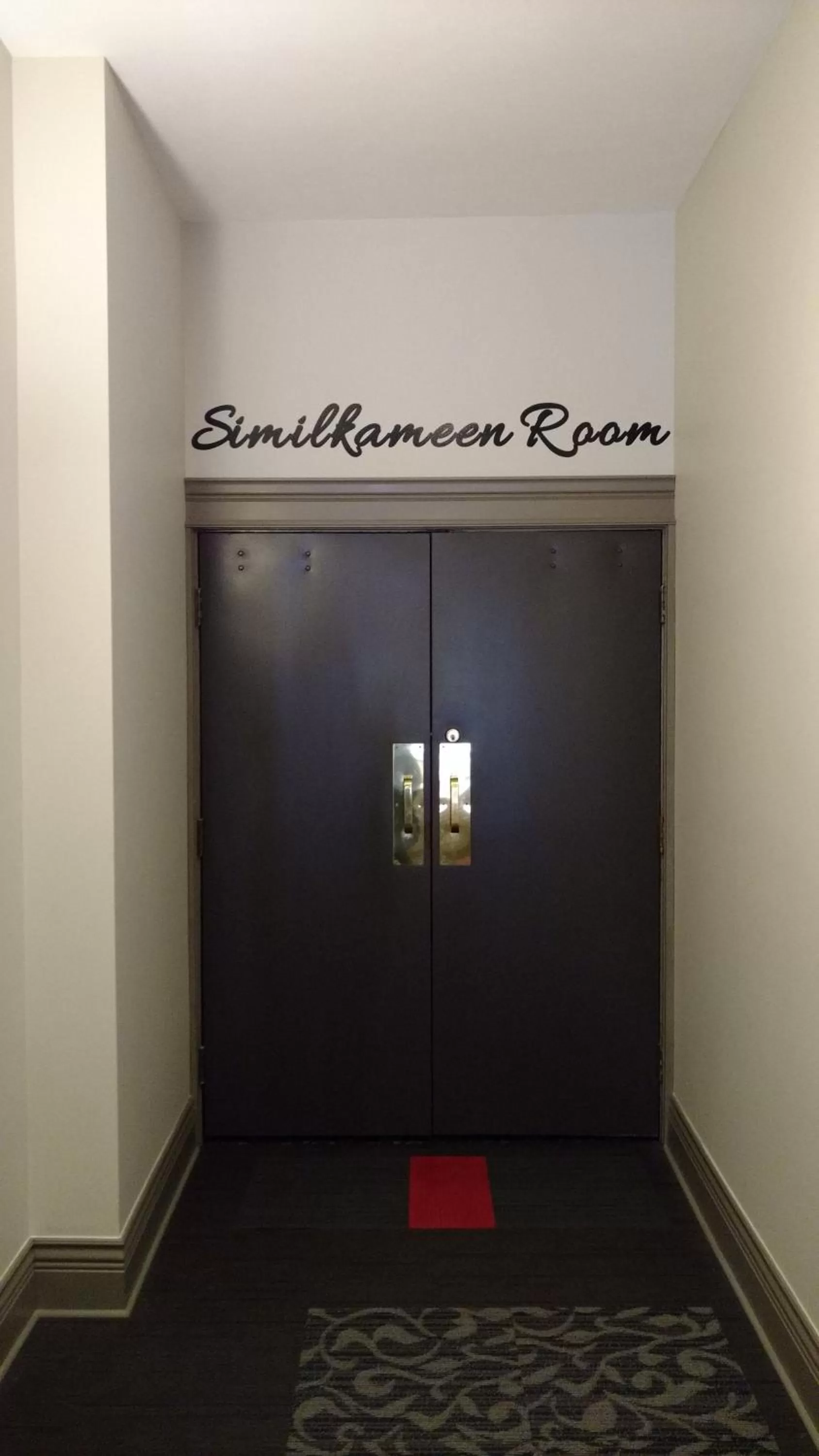 Meeting/conference room in The Royal Anne Hotel