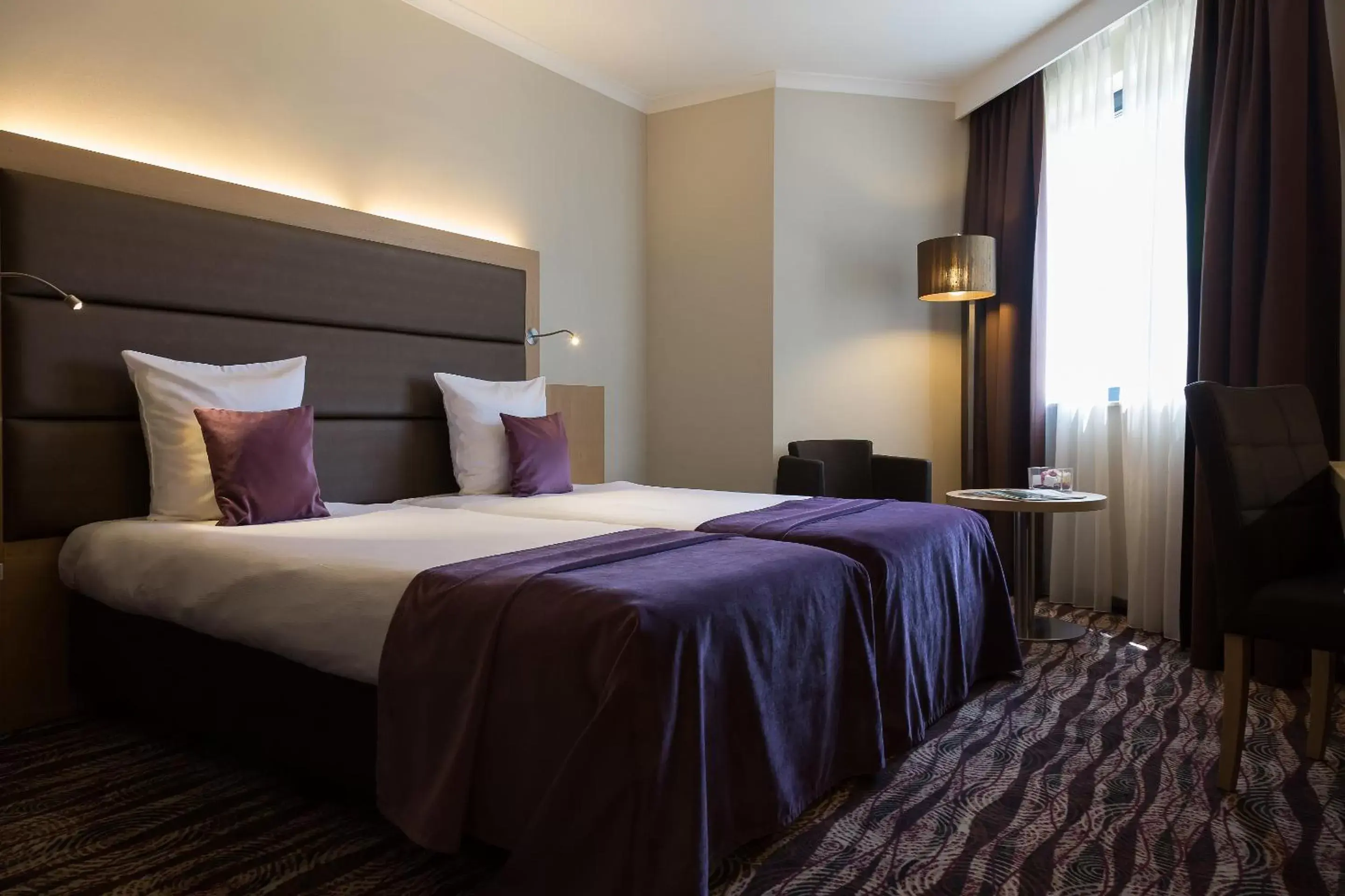 Economy Double or Twin Room in Hotel Restaurant Van Der Valk Nivelles-Sud Economy Double or Twin Room in Hotel Restaurant Van Der Valk Nivelles-Sud