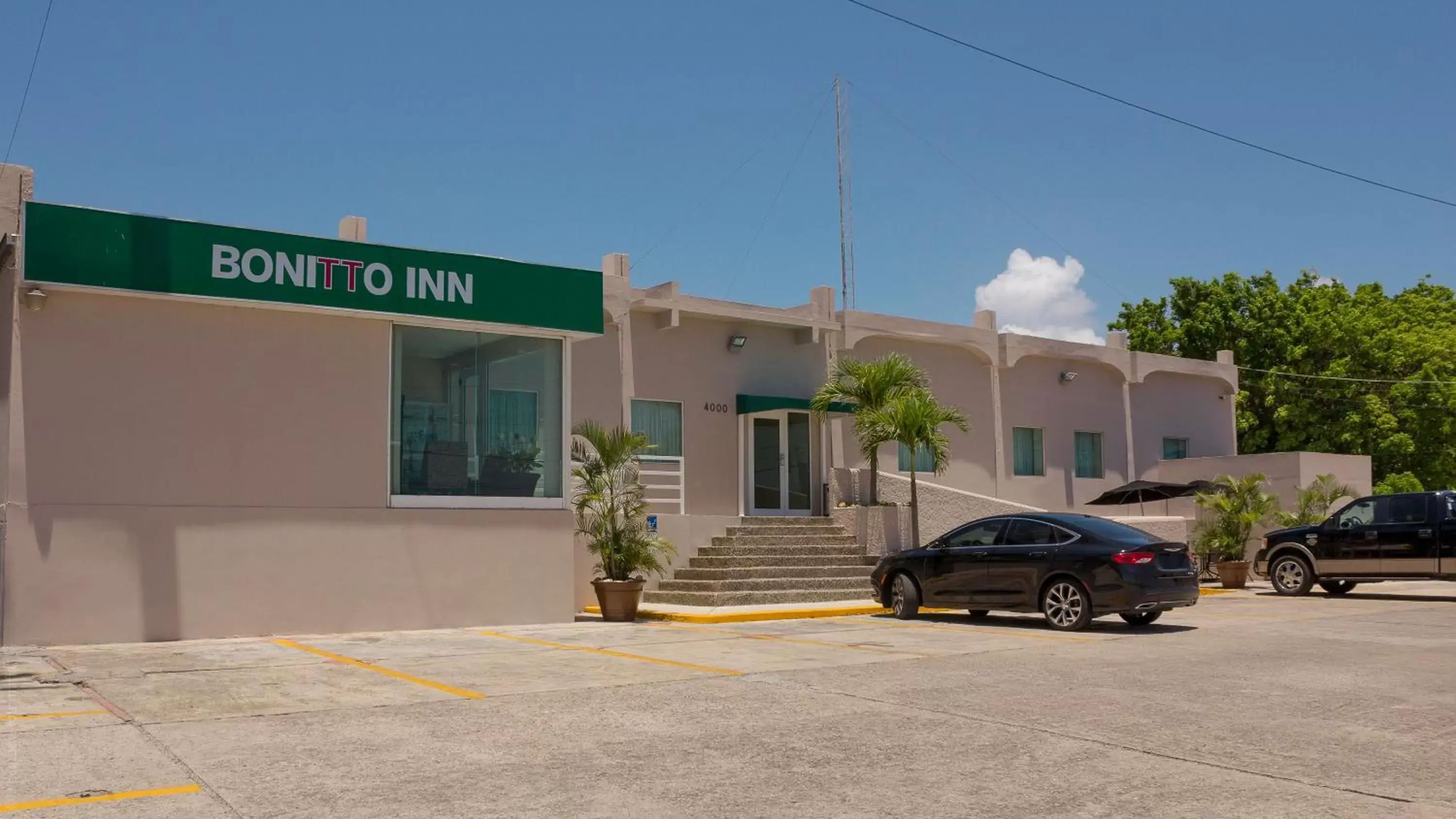 Property building in BONITTO INN® Tampico Aeropuerto