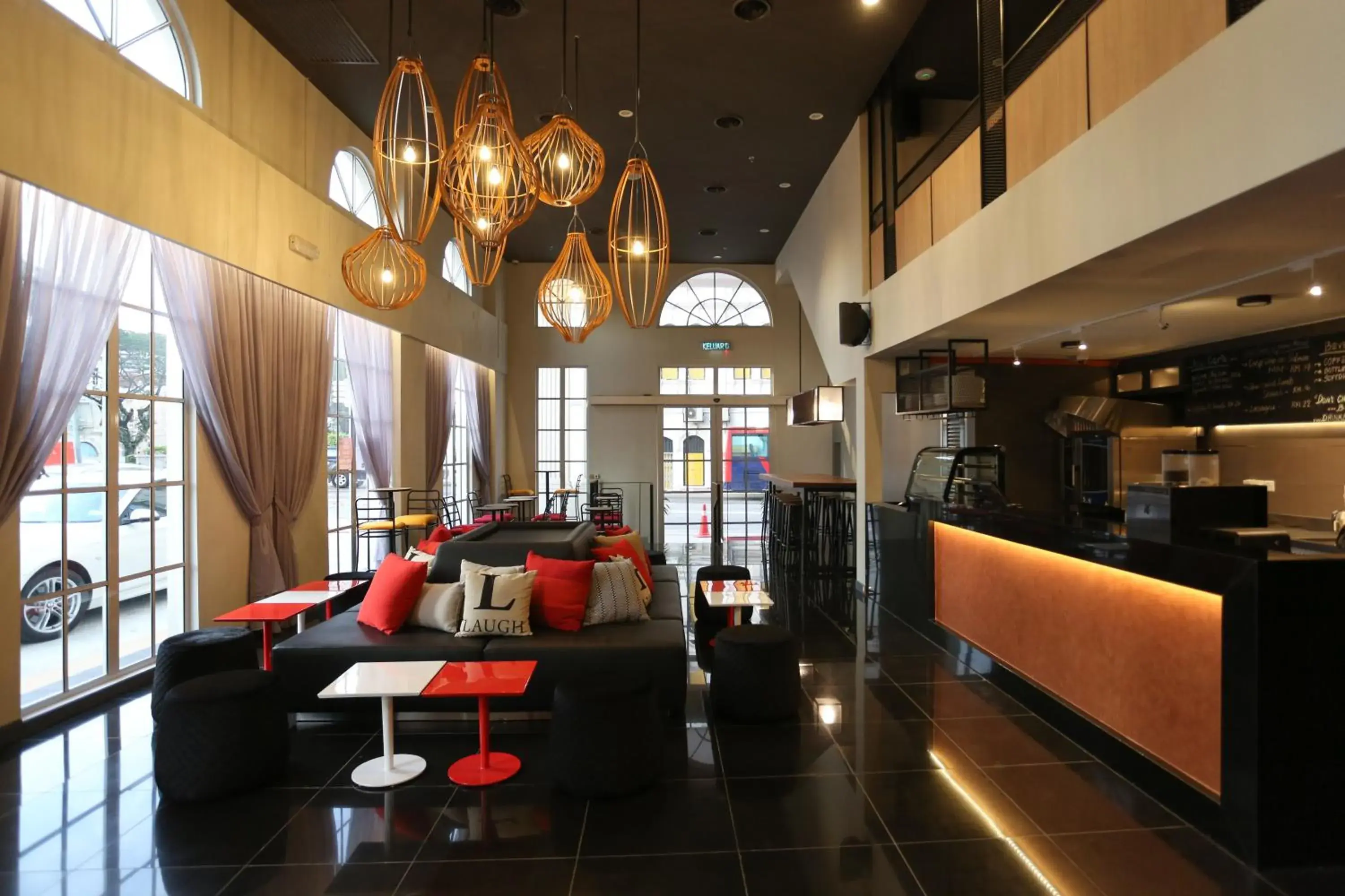 Lobby or reception, Lounge/Bar in Avenue J Hotel, Central Market