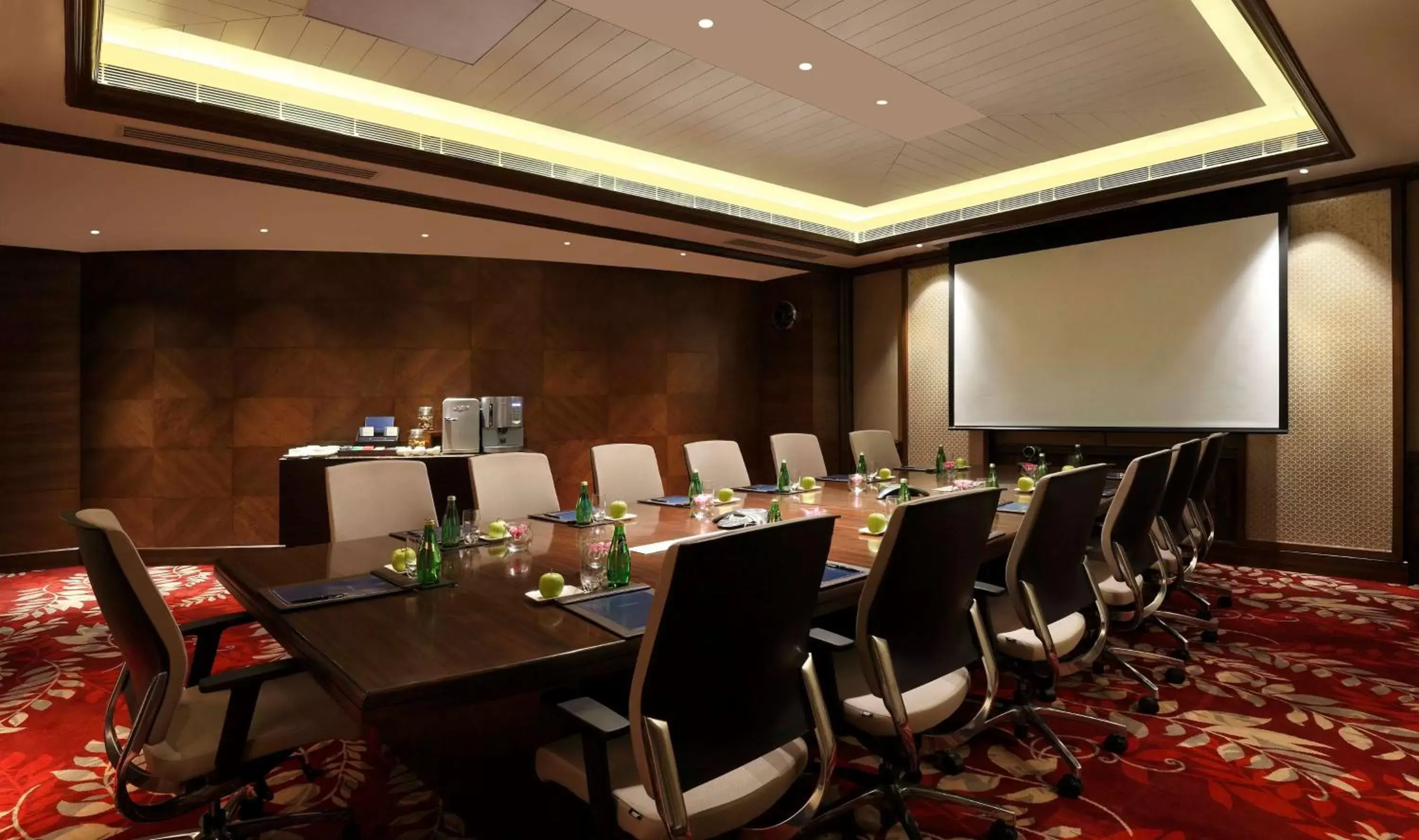 Meeting/conference room in Hilton Jaipur