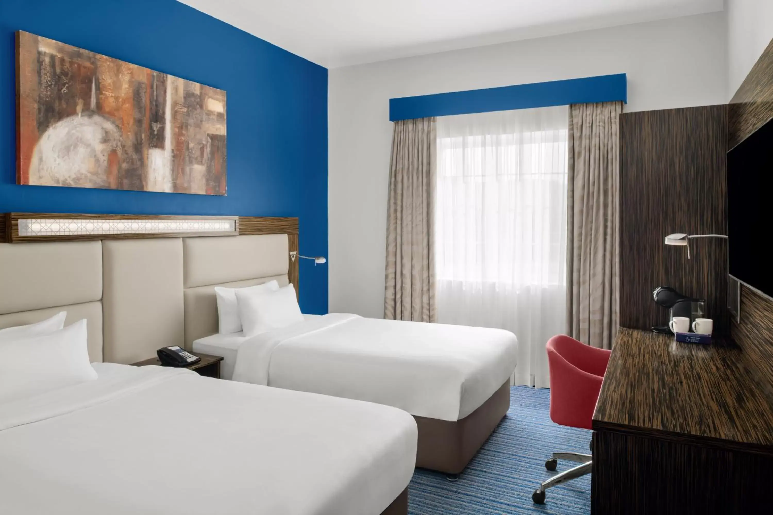 Photo of the whole room, Bed in Holiday Inn Express Dubai Safa Park, an IHG Hotel