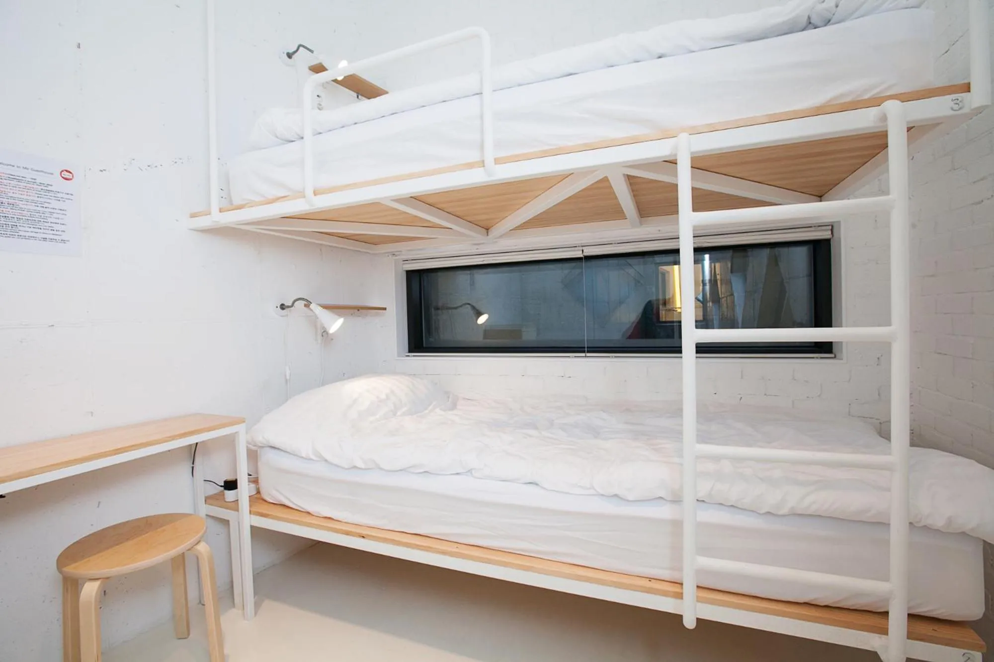 bunk bed, Bed in Mir Guesthouse