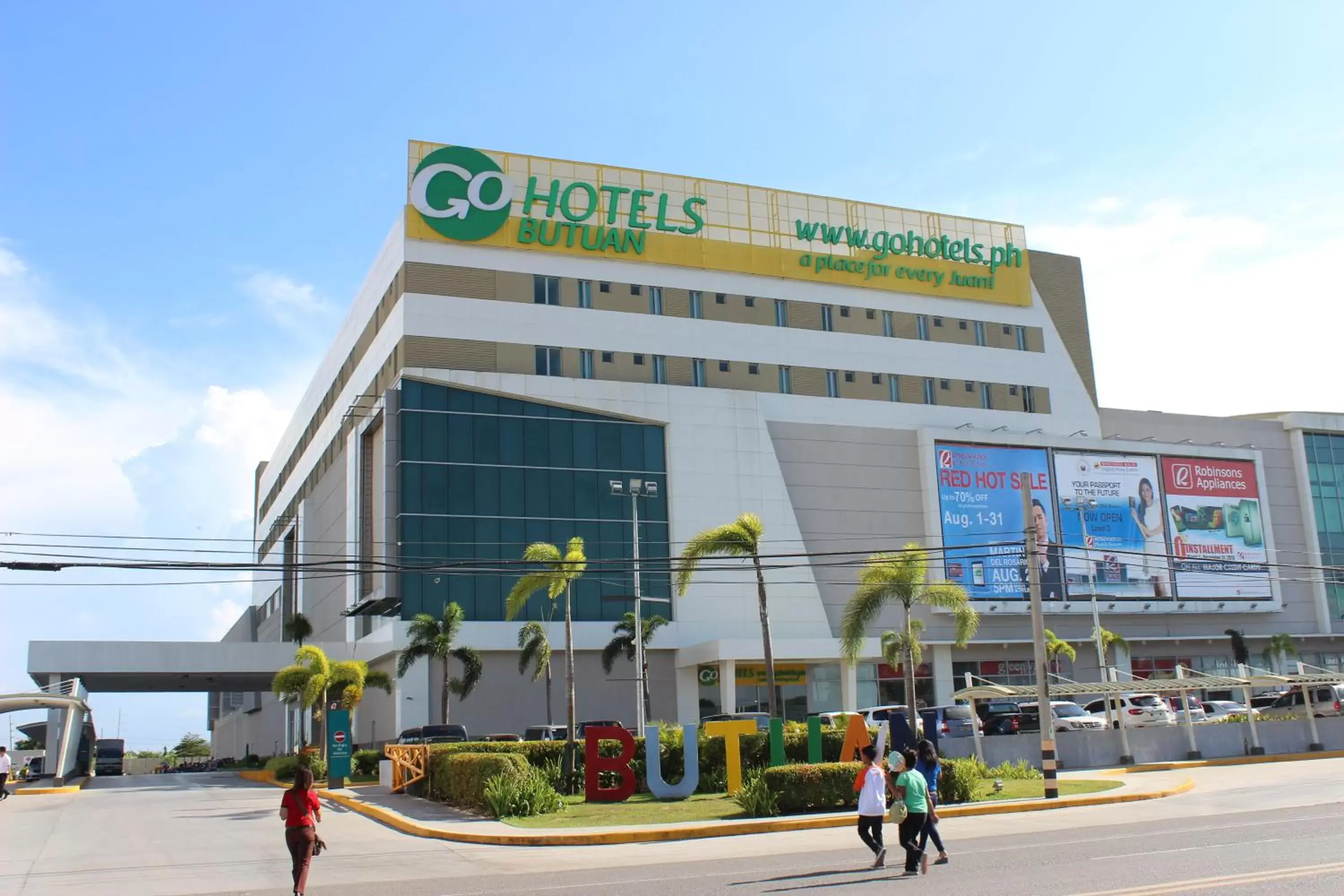 Property building in Go Hotels Butuan Property building in Go Hotels Butuan