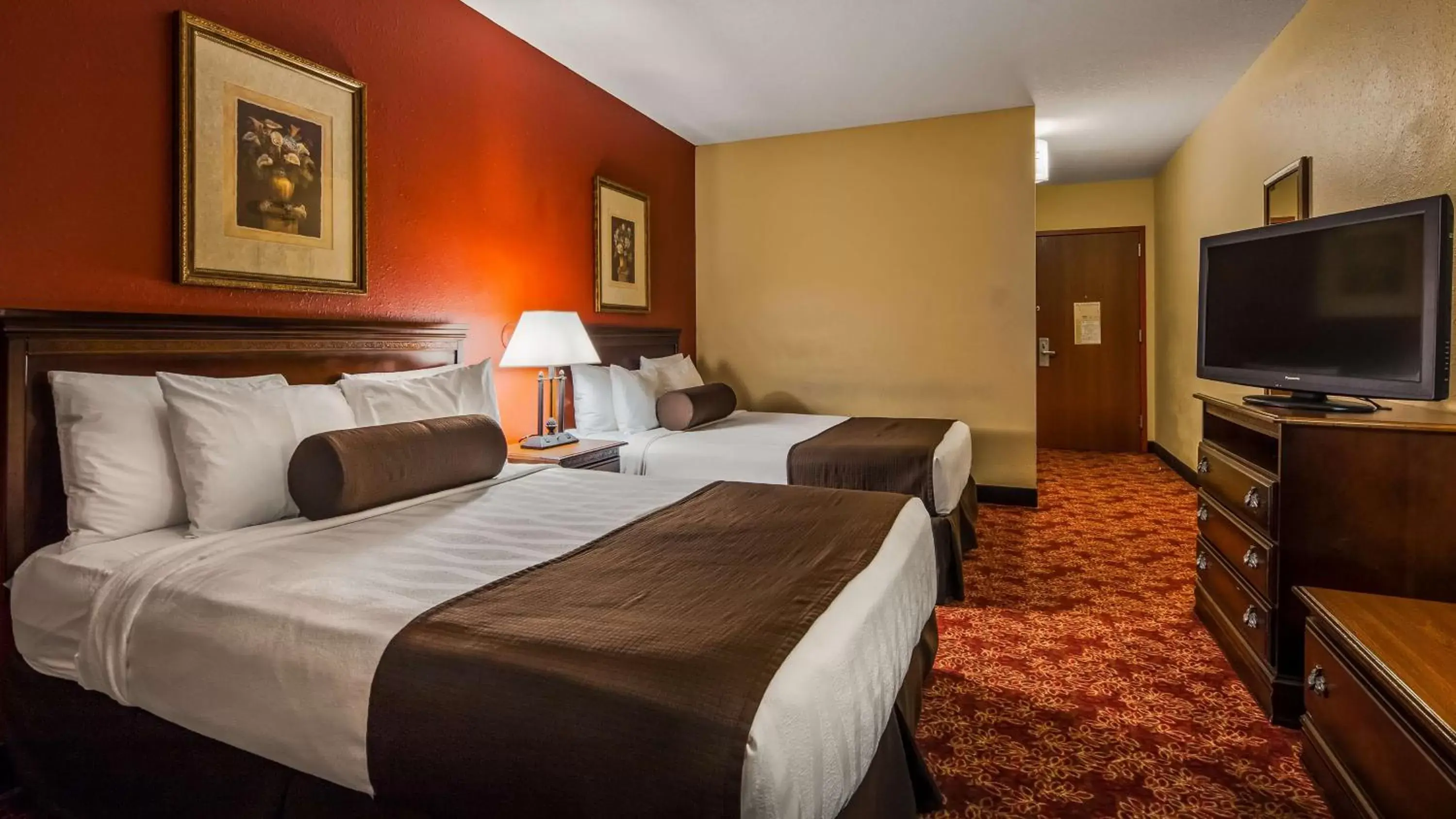 Photo of the whole room, Bed in Best Western Fort Lauderdale Airport Cruise Port