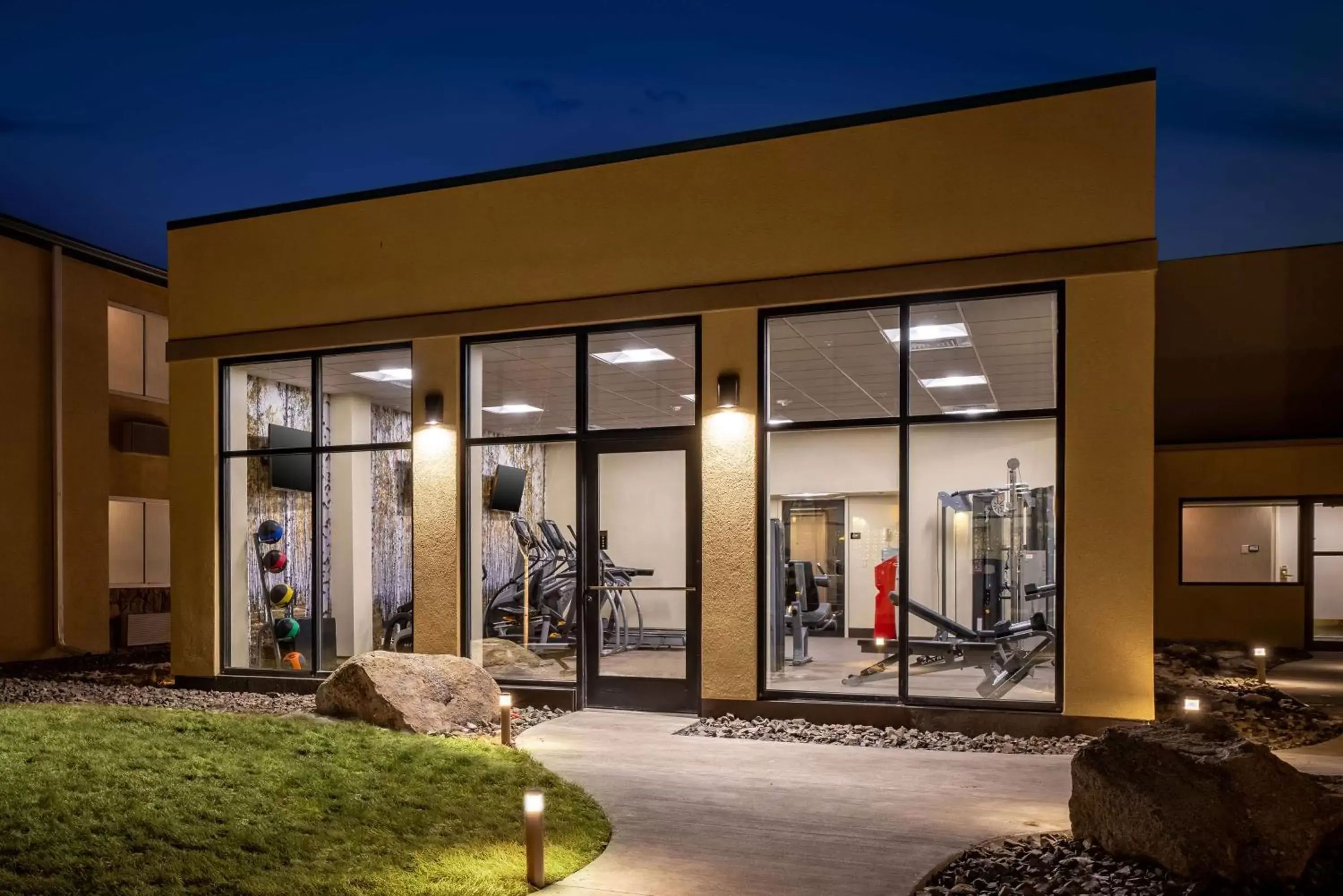 Fitness centre/facilities in Best Western Plus GranTree Inn