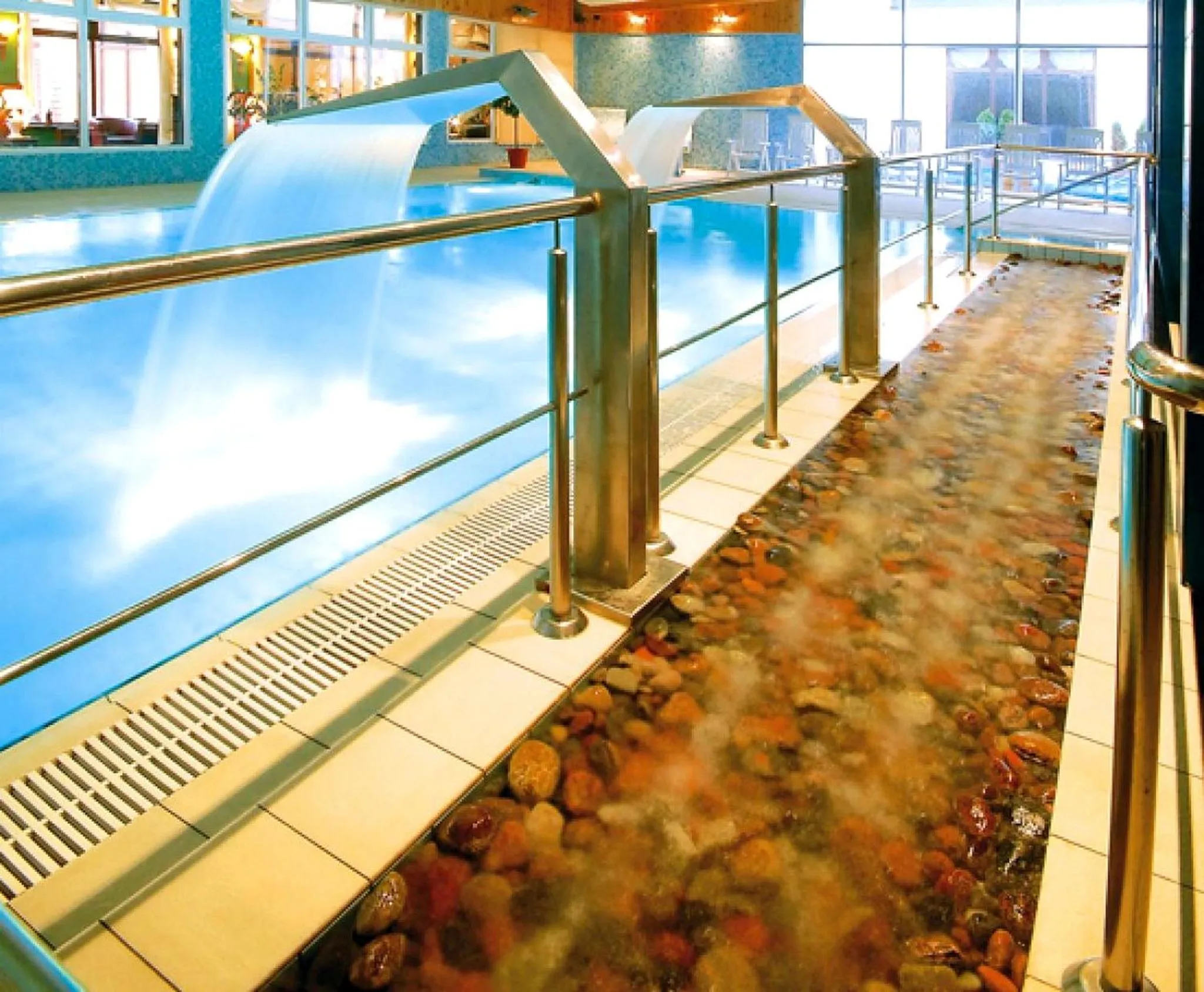 Swimming pool in Hotel Lidia Spa & Wellness