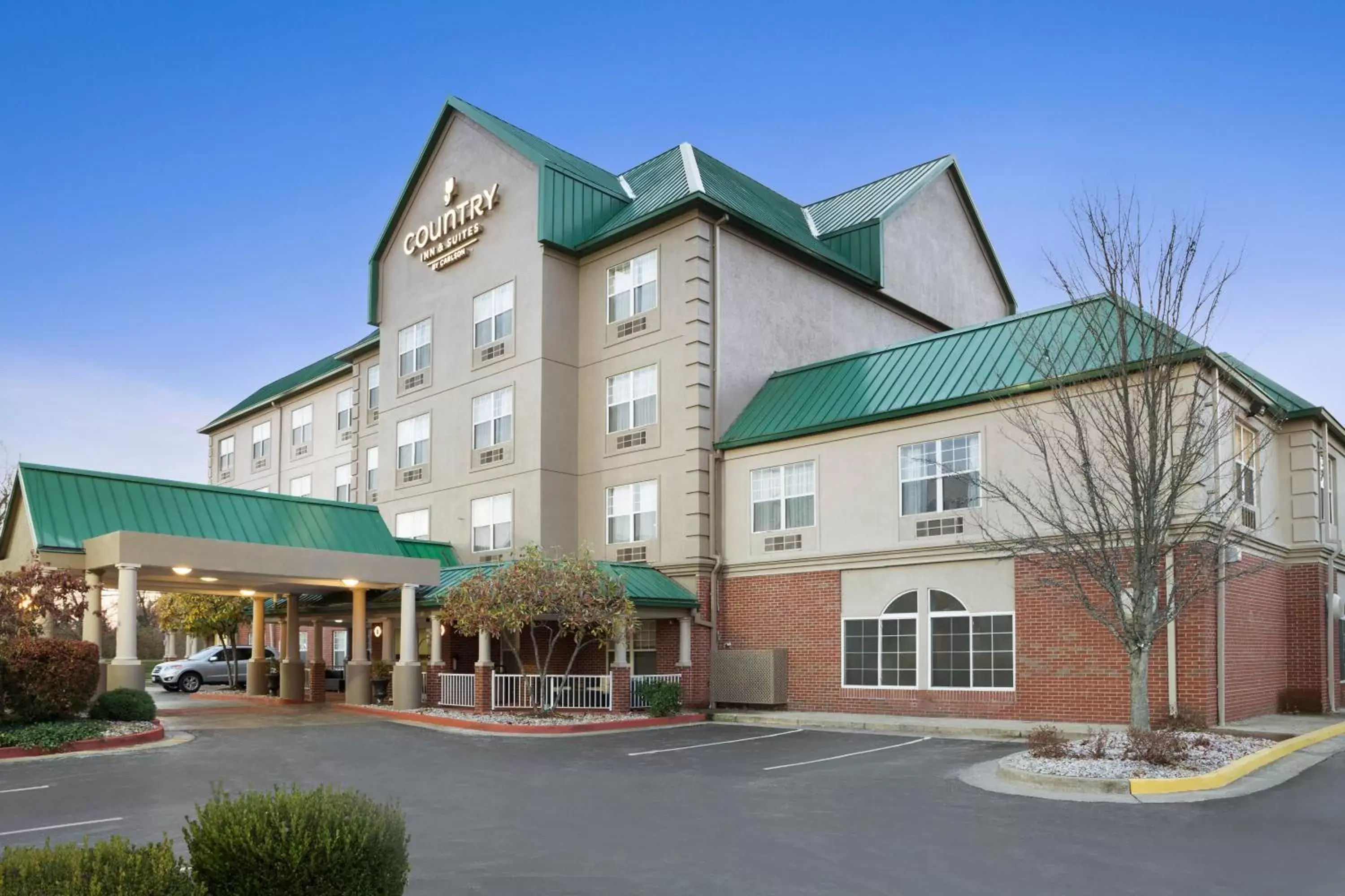 Facade/entrance, Property Building in Country Inn & Suites by Radisson, Lexington, KY