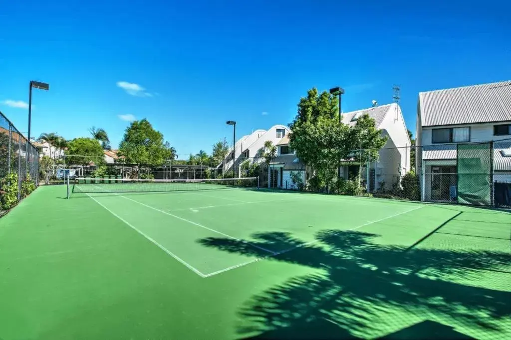 Tennis court, Tennis/Squash in Nautilus Noosa Holiday Resort