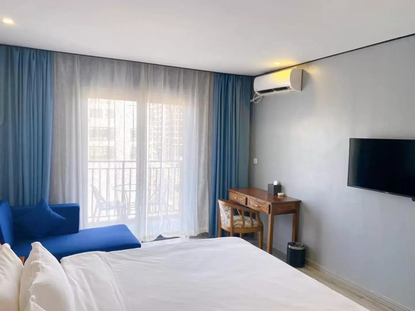 Bedroom in Junlan Hotel Bedroom in Junlan Hotel