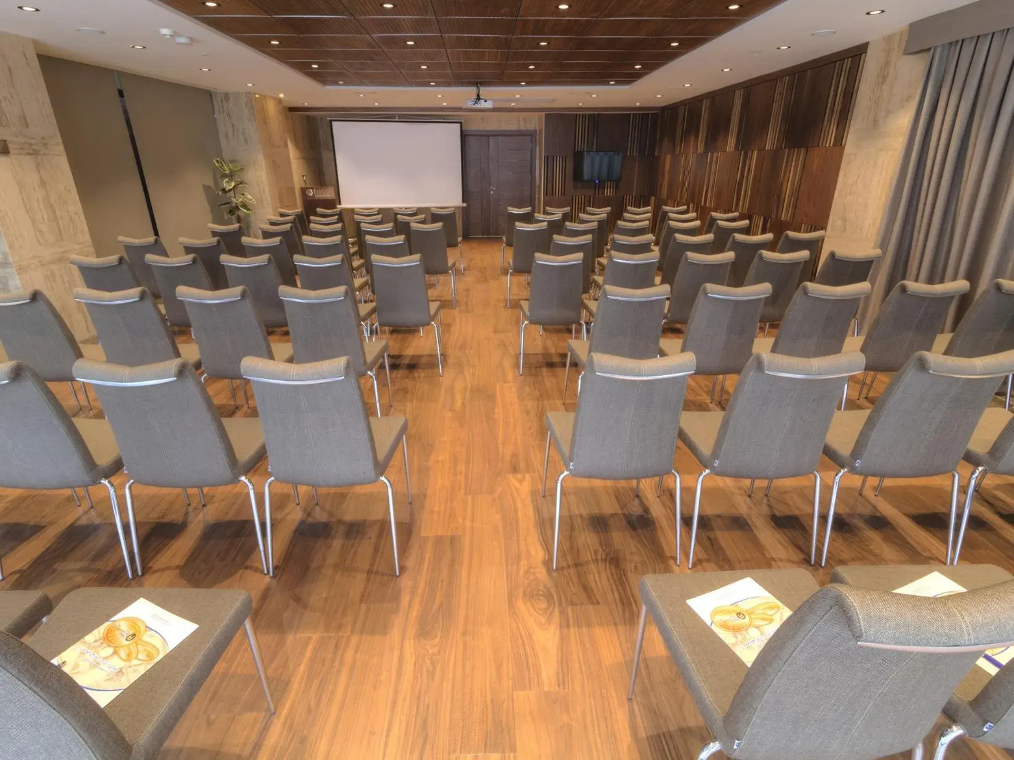 Business facilities in Fesa Business Hotel