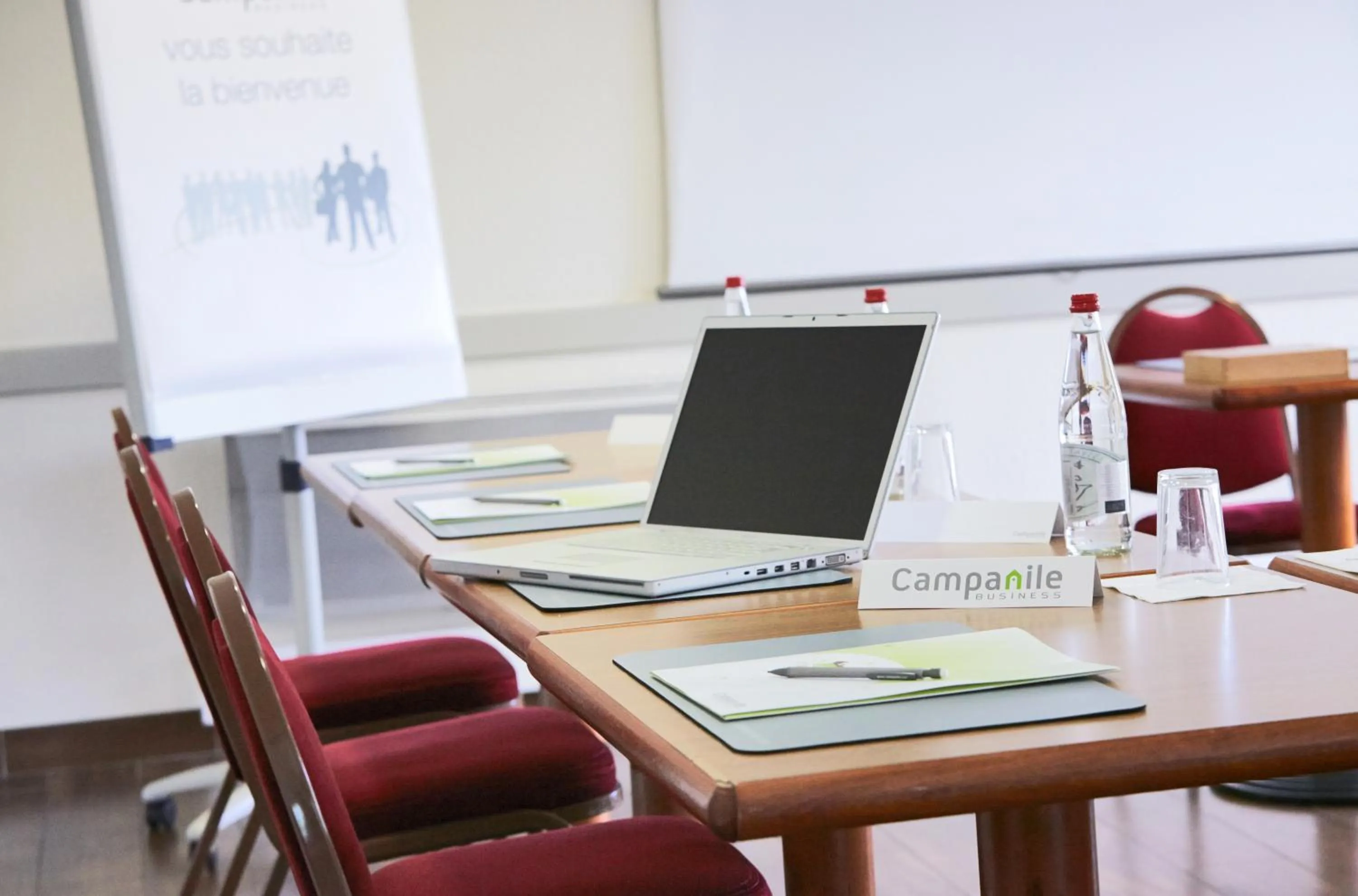 Meeting/conference room in Campanile NATURE - Cergy Saint Christophe