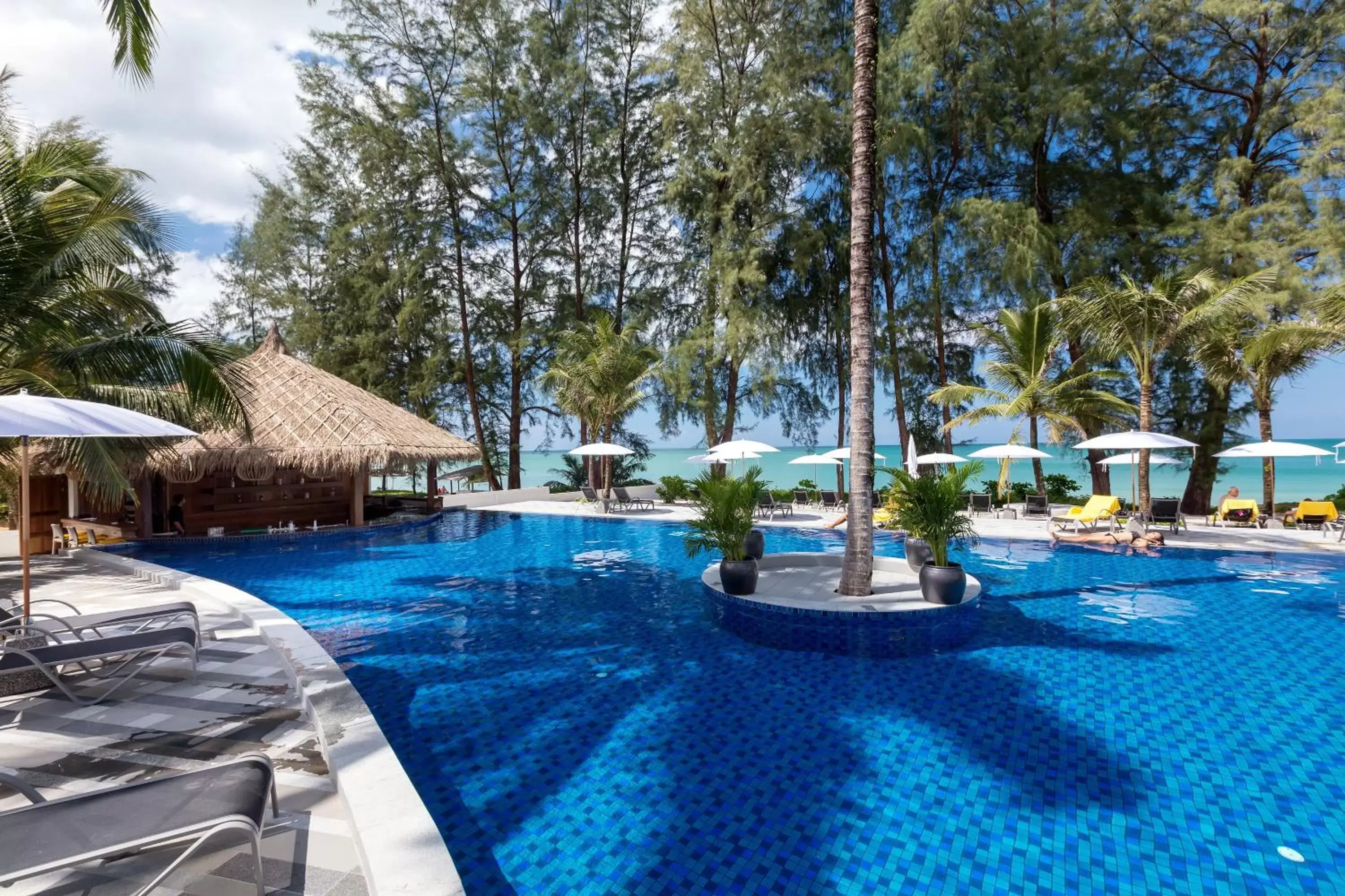 Lounge or bar, Swimming Pool in X10 Khaolak Resort SHA Plus