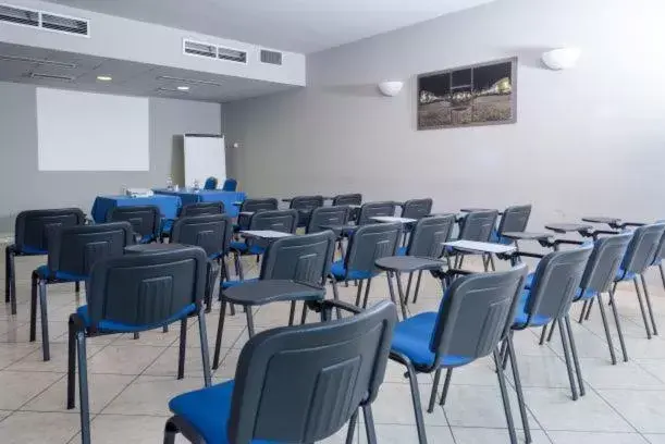 Meeting/conference room in Blu Hotel - Sure Hotel Collection by Best Western