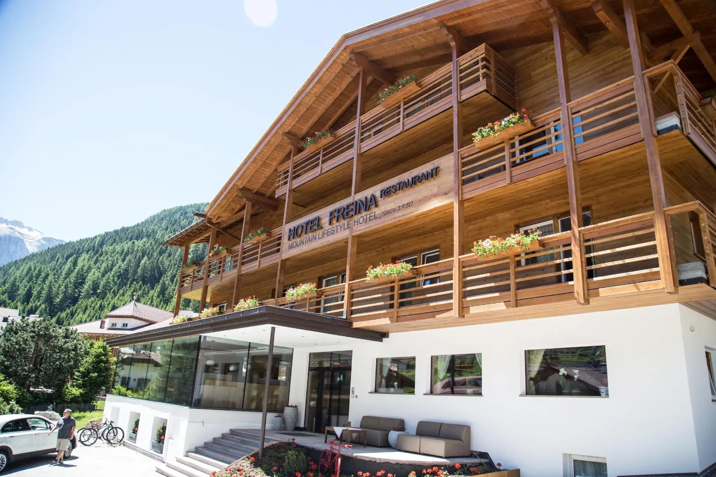 Facade/entrance, Property Building in Hotel Freina