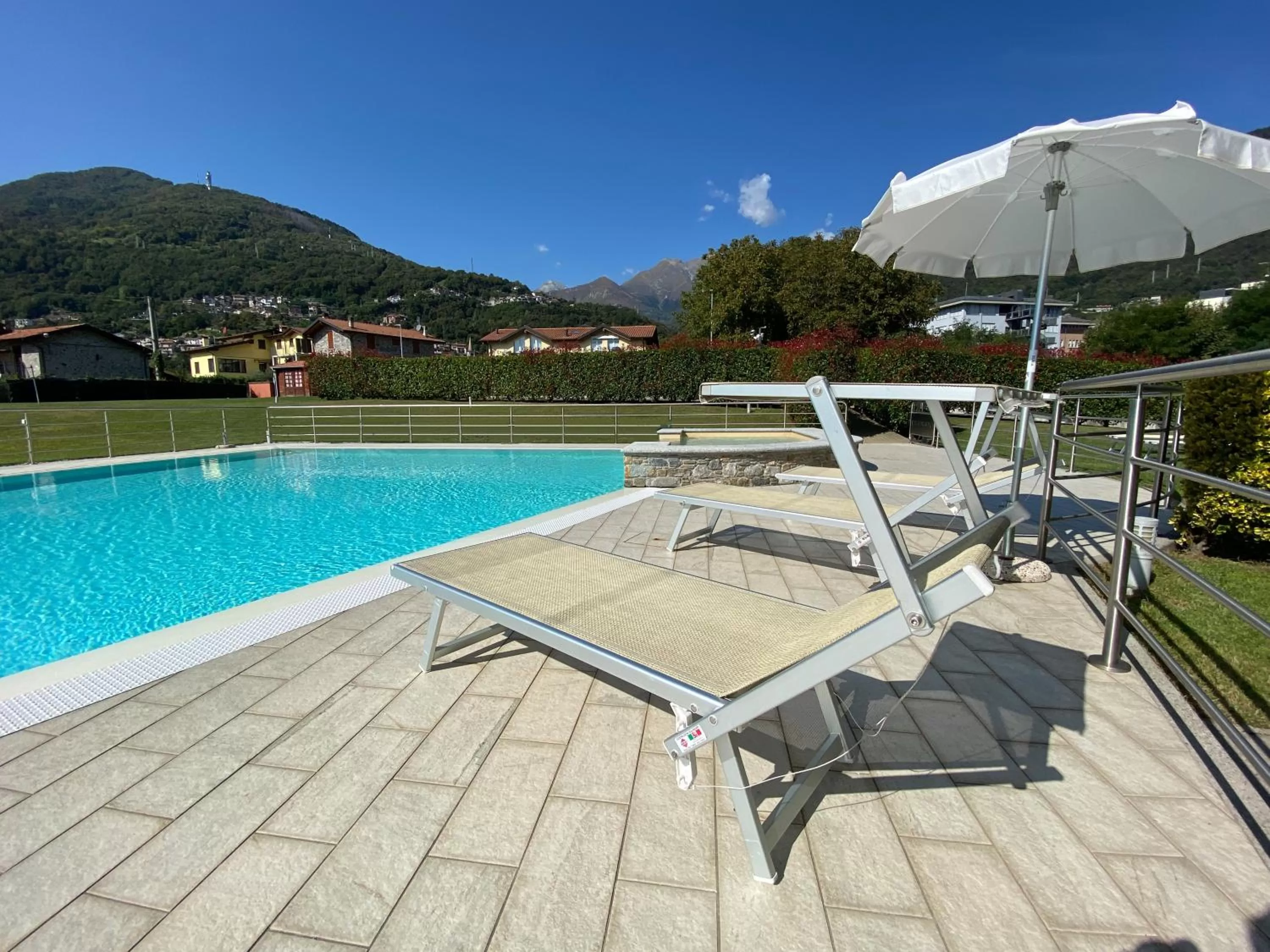 Swimming Pool in Residence Villa Paradiso