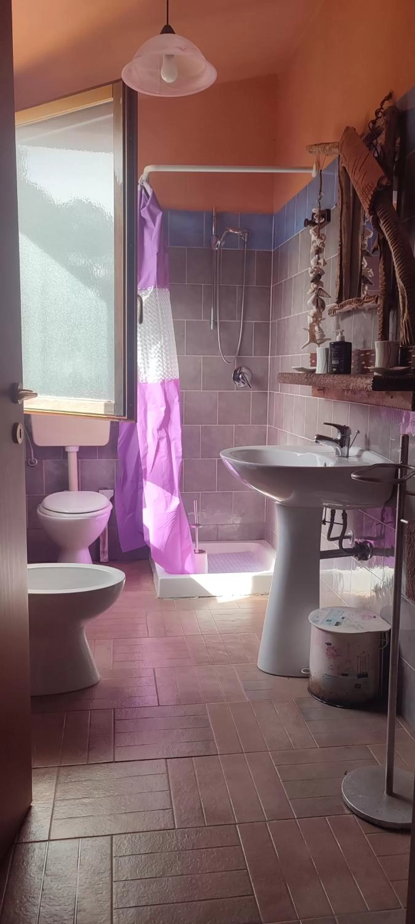 Shower in Il Nuraghe