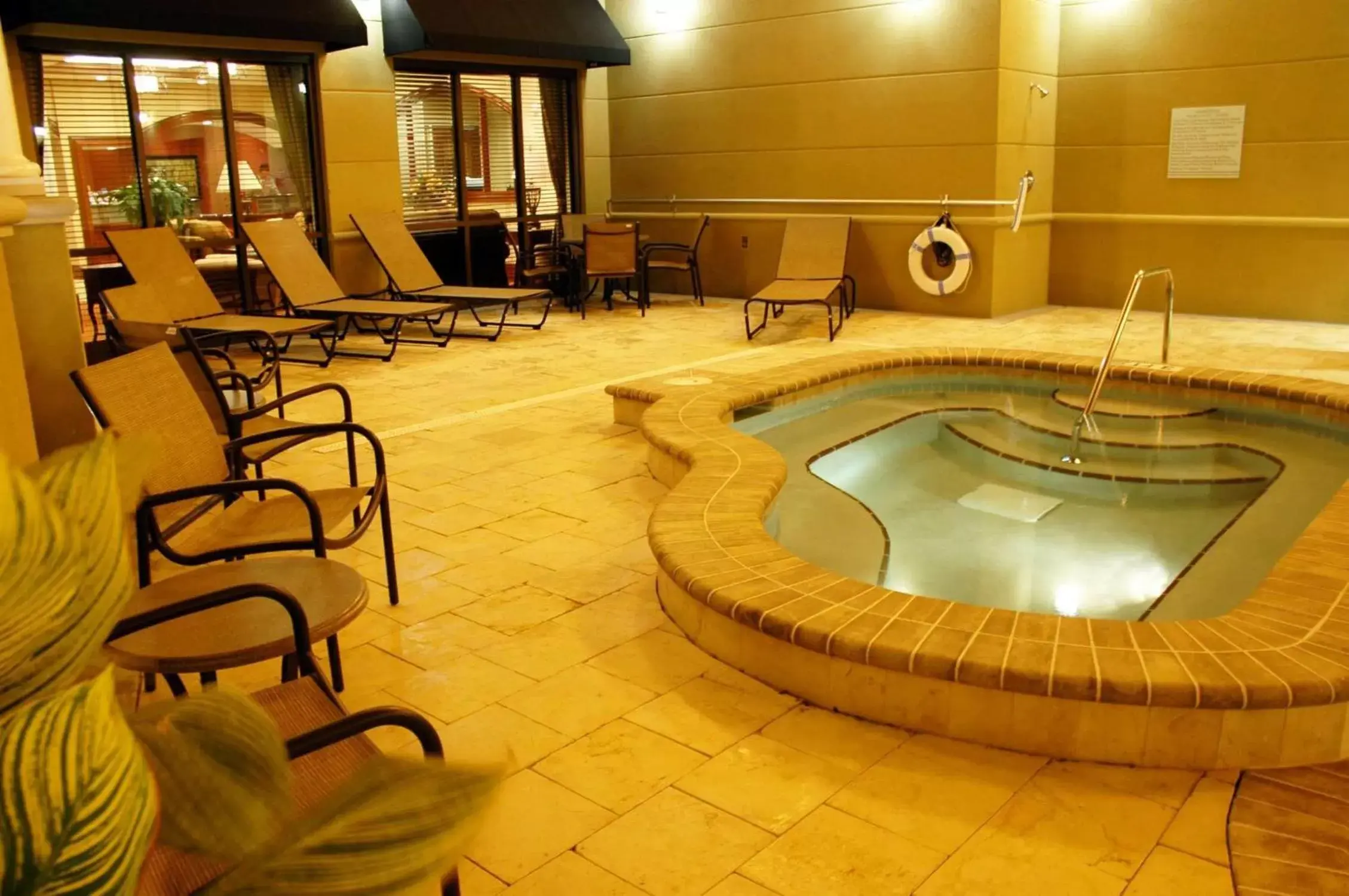 Pool view, Swimming Pool in Hilton Garden Inn Jacksonville Downtown Southbank