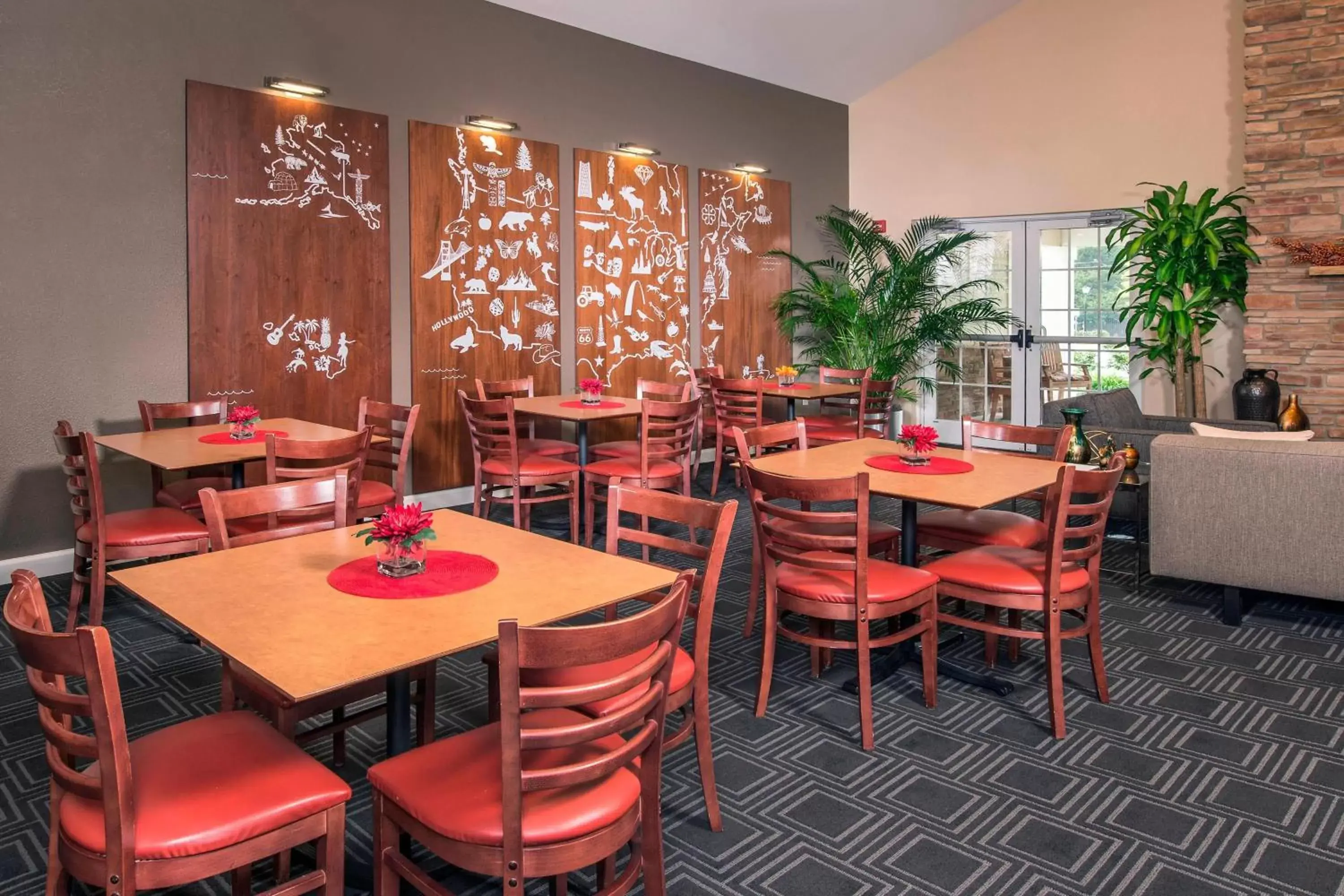 Breakfast, Restaurant/Places to Eat in TownePlace Suites by Marriott Clinton at Joint Base Andrews
