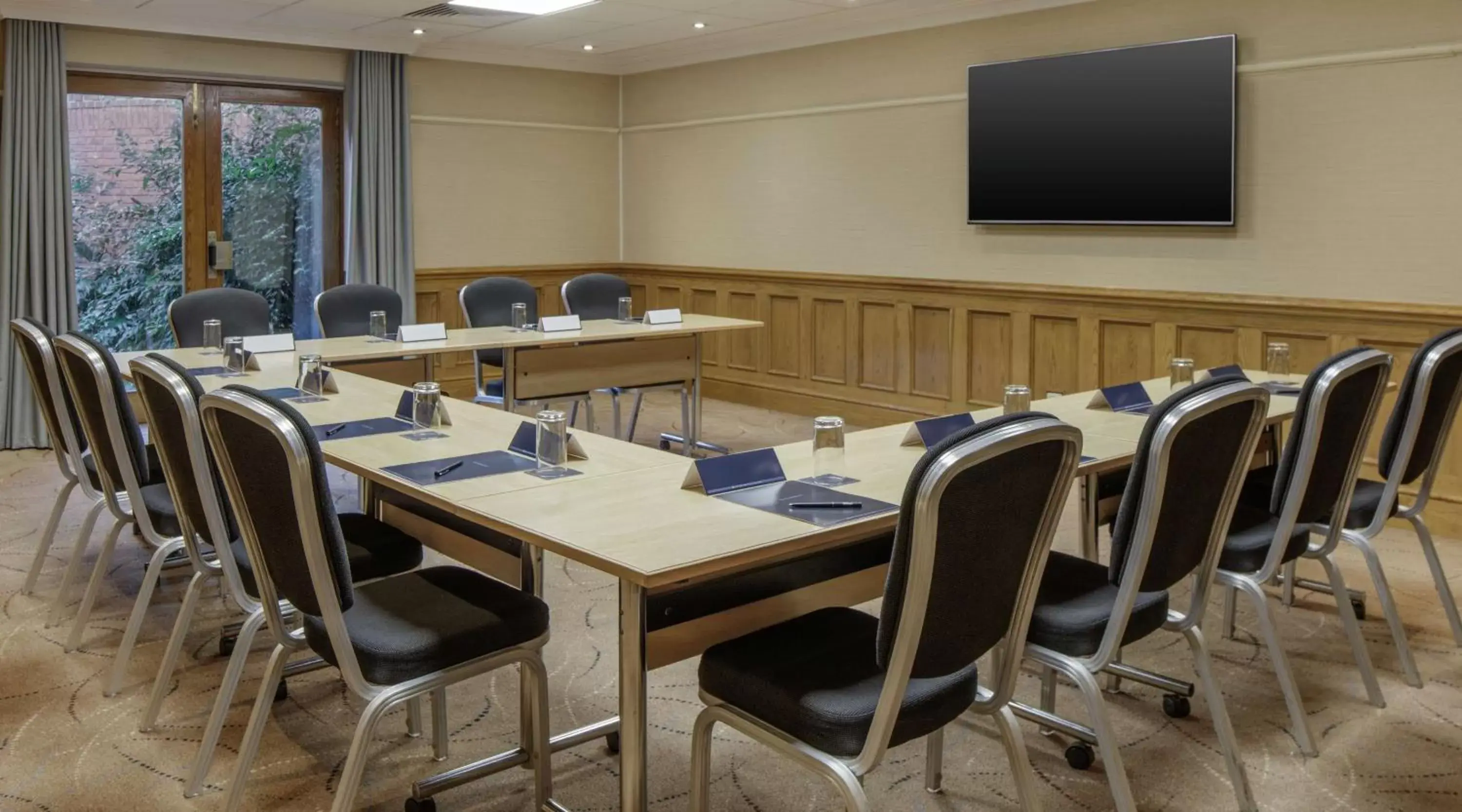 Meeting/conference room in Hilton East Midlands Airport