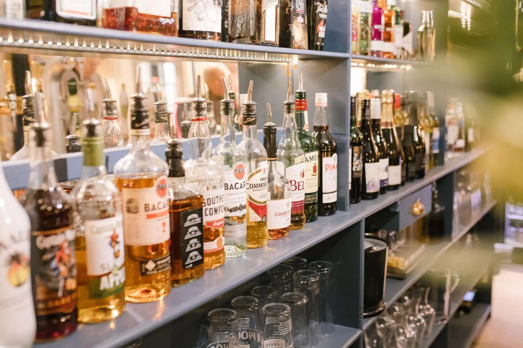 Lounge or bar in The Kings Arms, Colchester A120