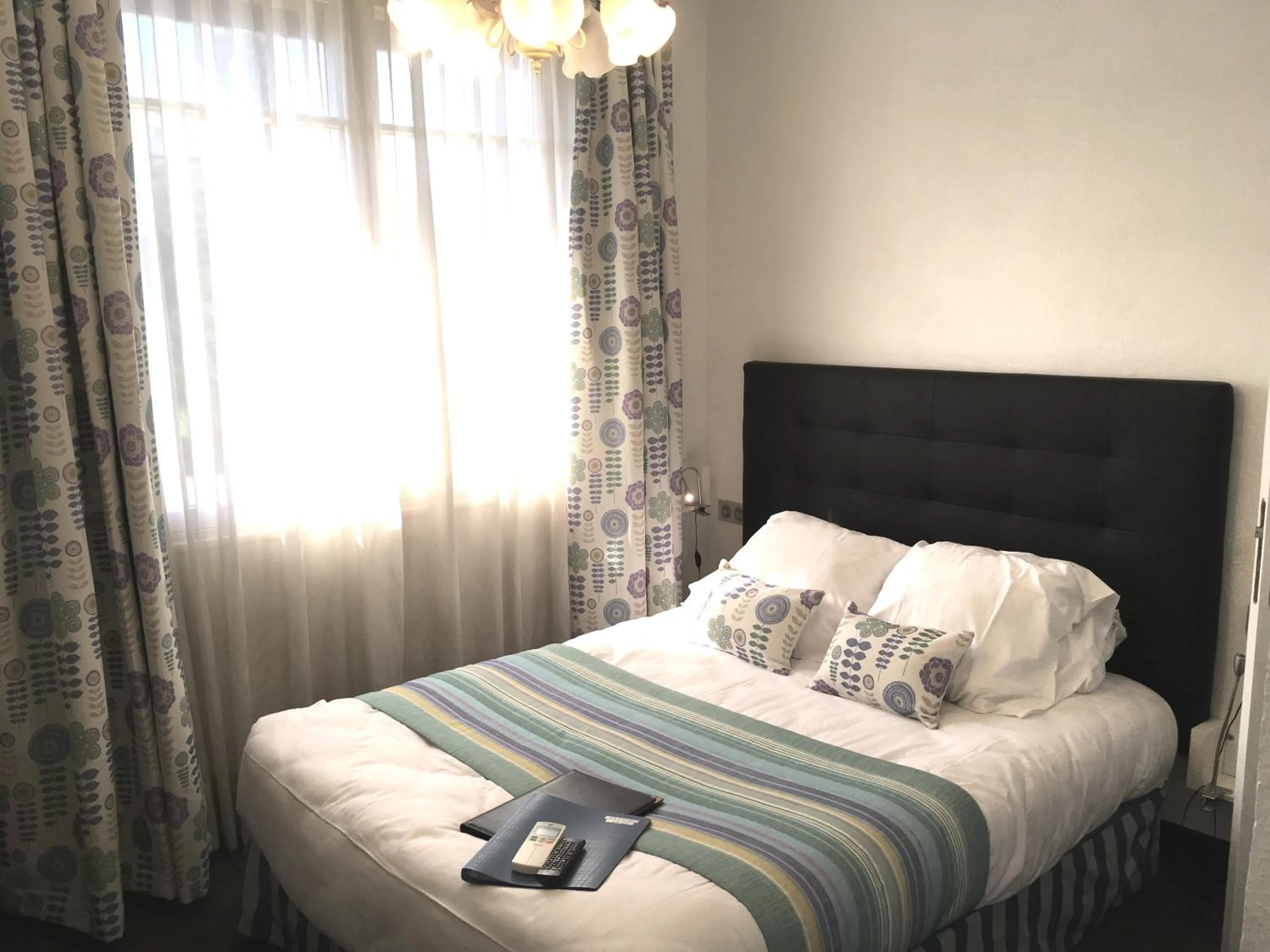 Day in Hotel Cayrons Vence & St Paul de Vence