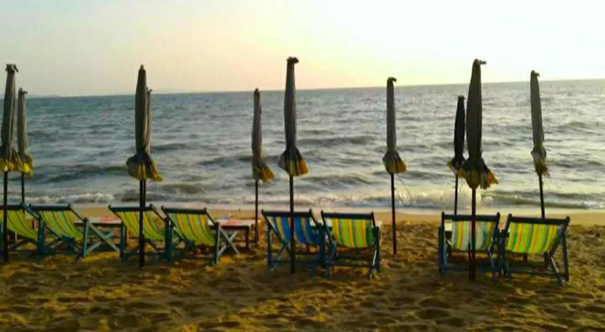 Nearby landmark, Beach in Jomtien Thani Hotel