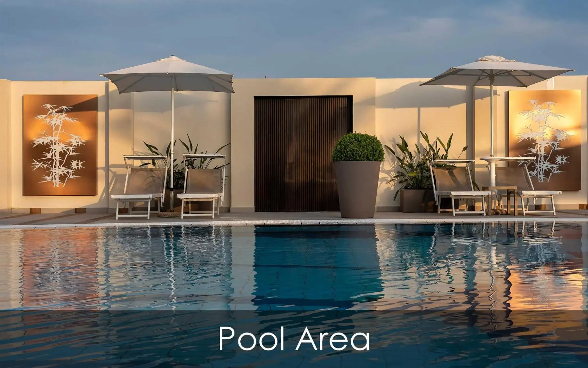 Pool view in Hotel Olimpico Pool view in Hotel Olimpico