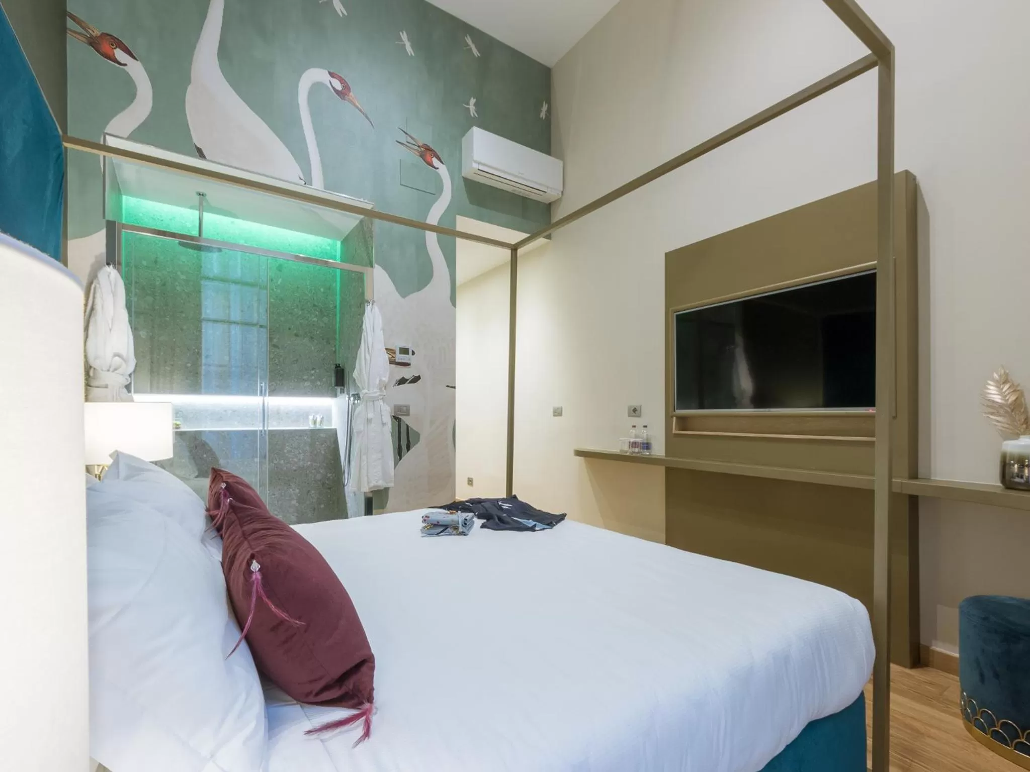 Bed in Renascentia in Florence - Adults Only