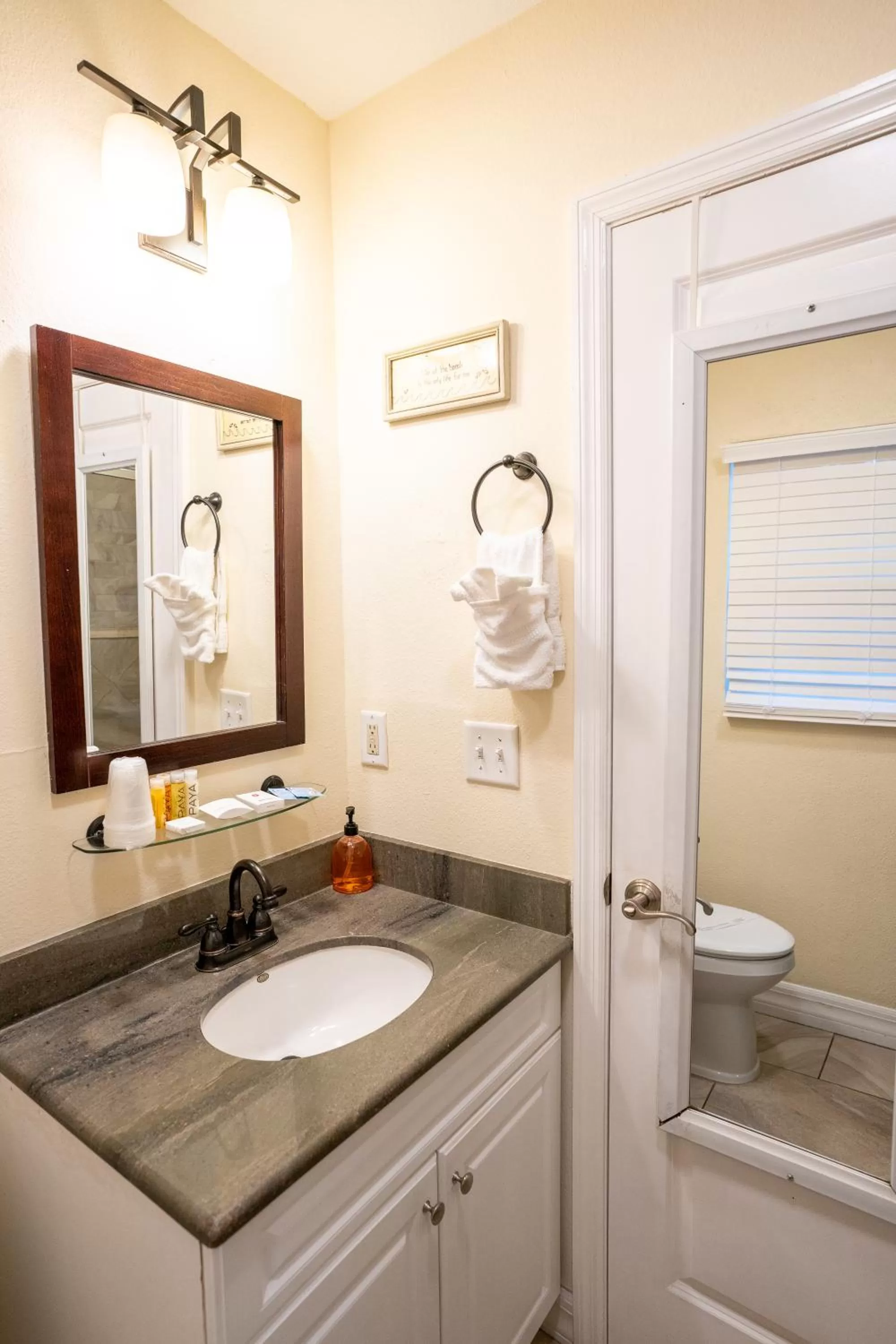 Bathroom in The Capri at Siesta