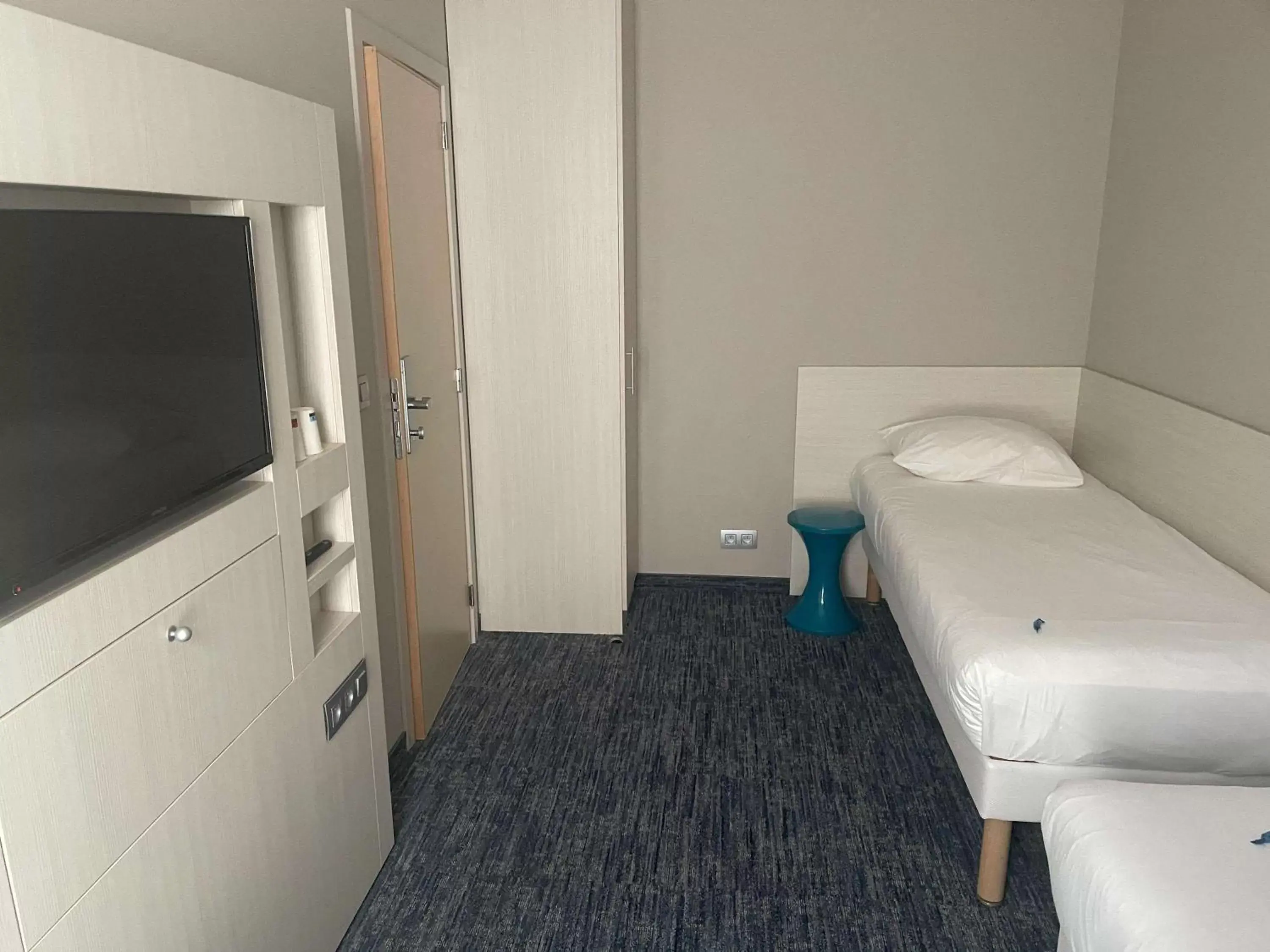 Bedroom, Bed in ibis Styles Nivelles